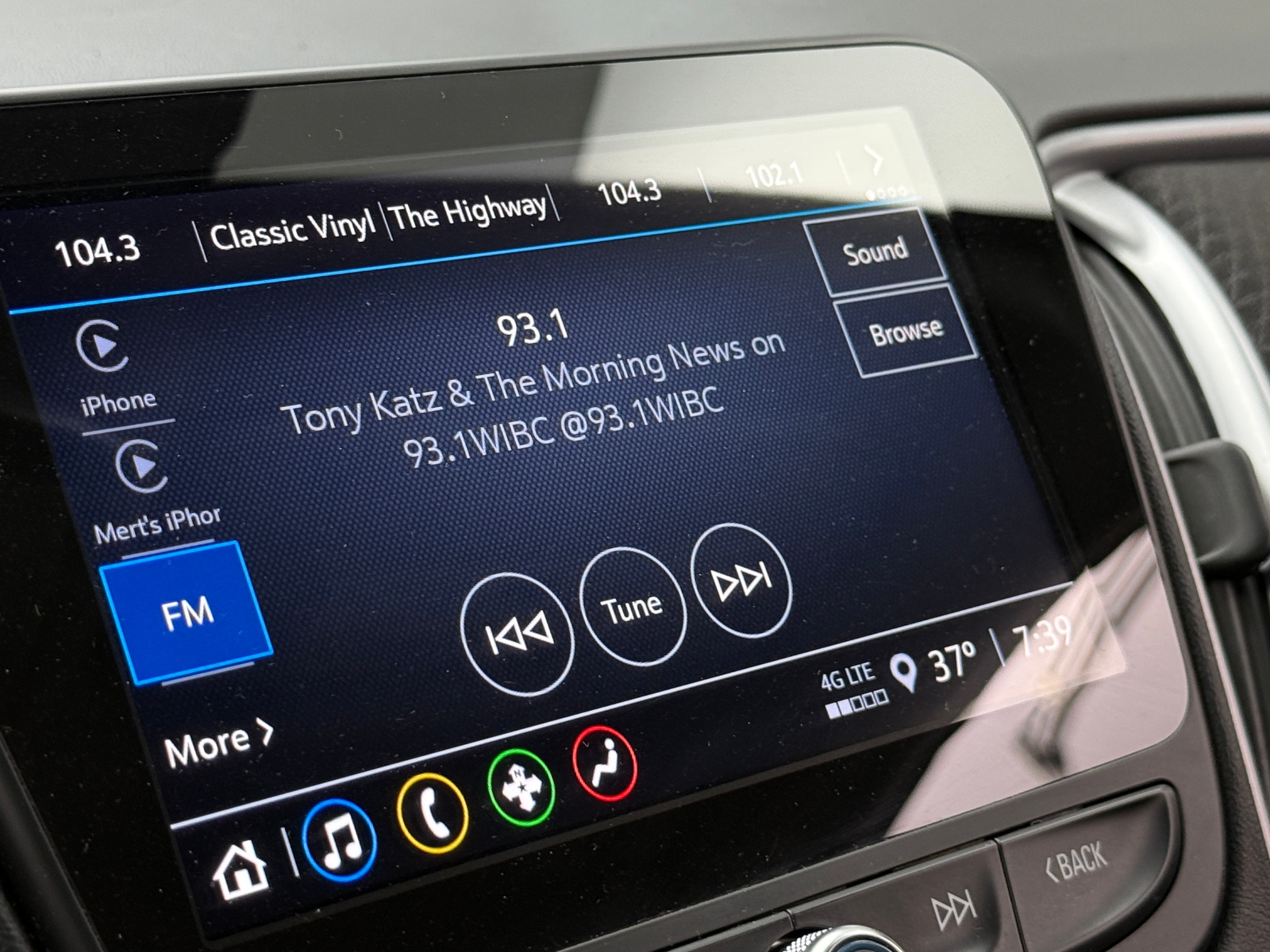 Thumbnail: 2023 Chevrolet Malibu - 4