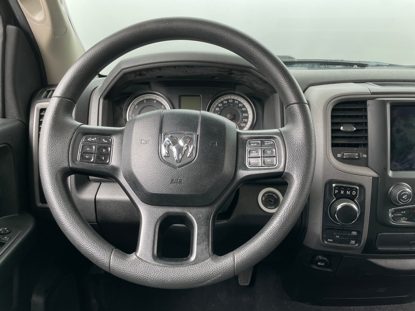 Thumbnail: 2019 RAM 1500 Classic - 4