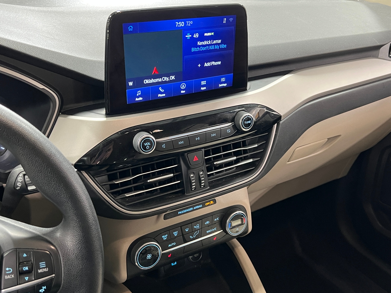 Thumbnail: 2020 Ford Escape - 4