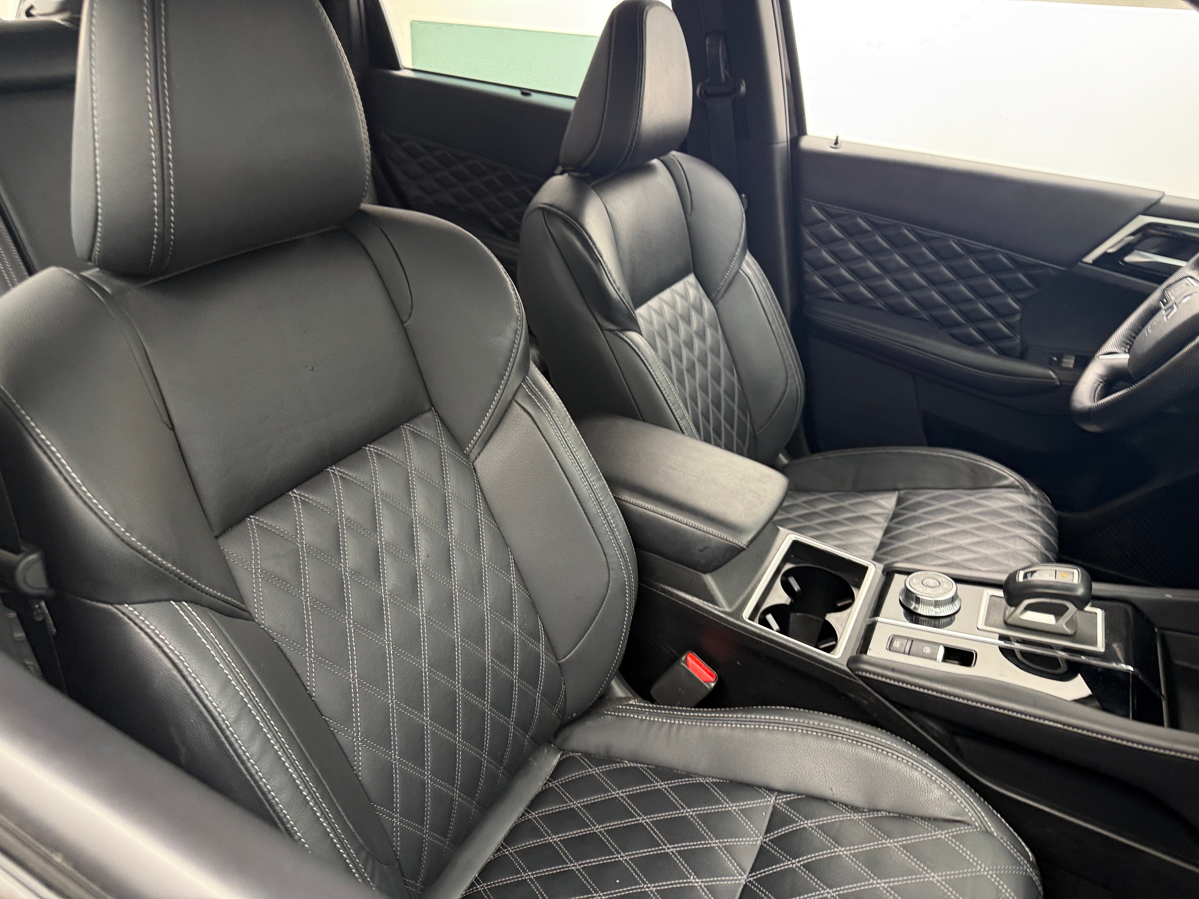 2023 Mitsubishi Outlander