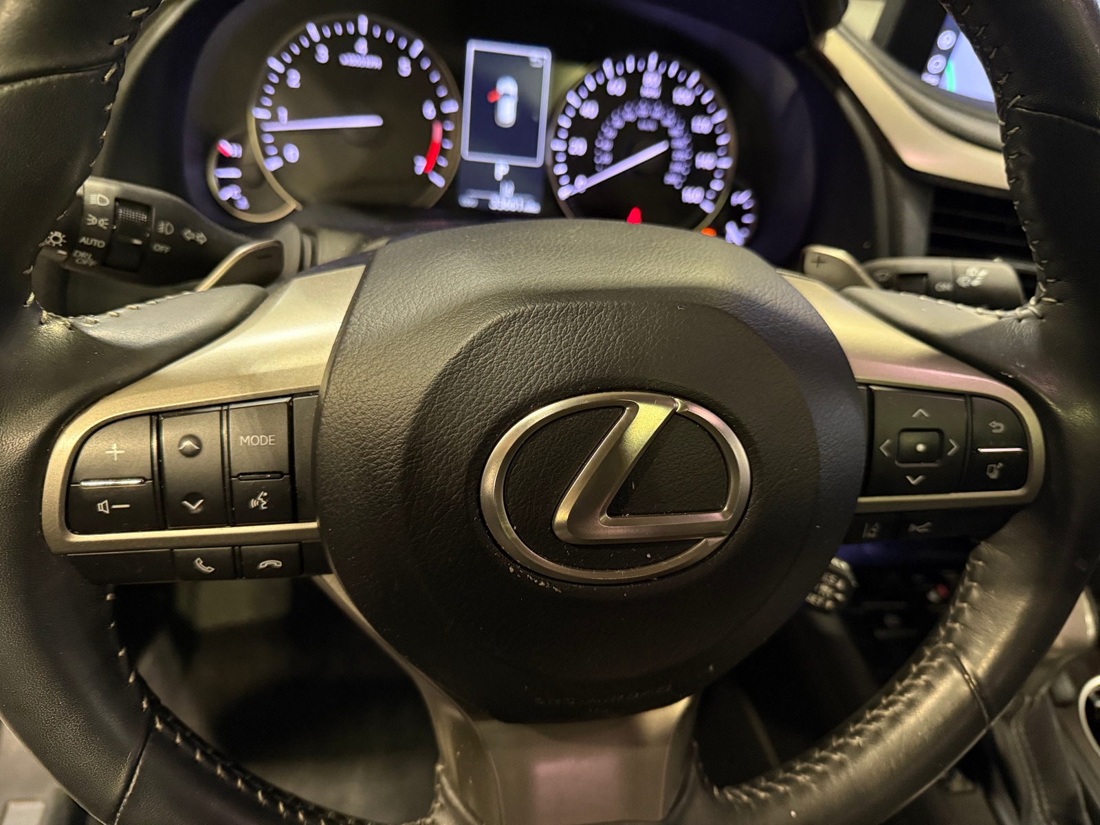 Thumbnail: 2022 Lexus RX - 4