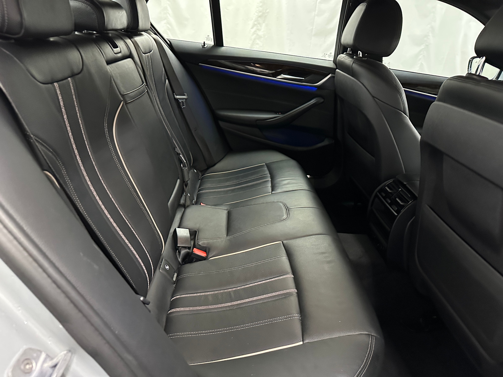 Thumbnail: 2018 BMW 5 Series - 5