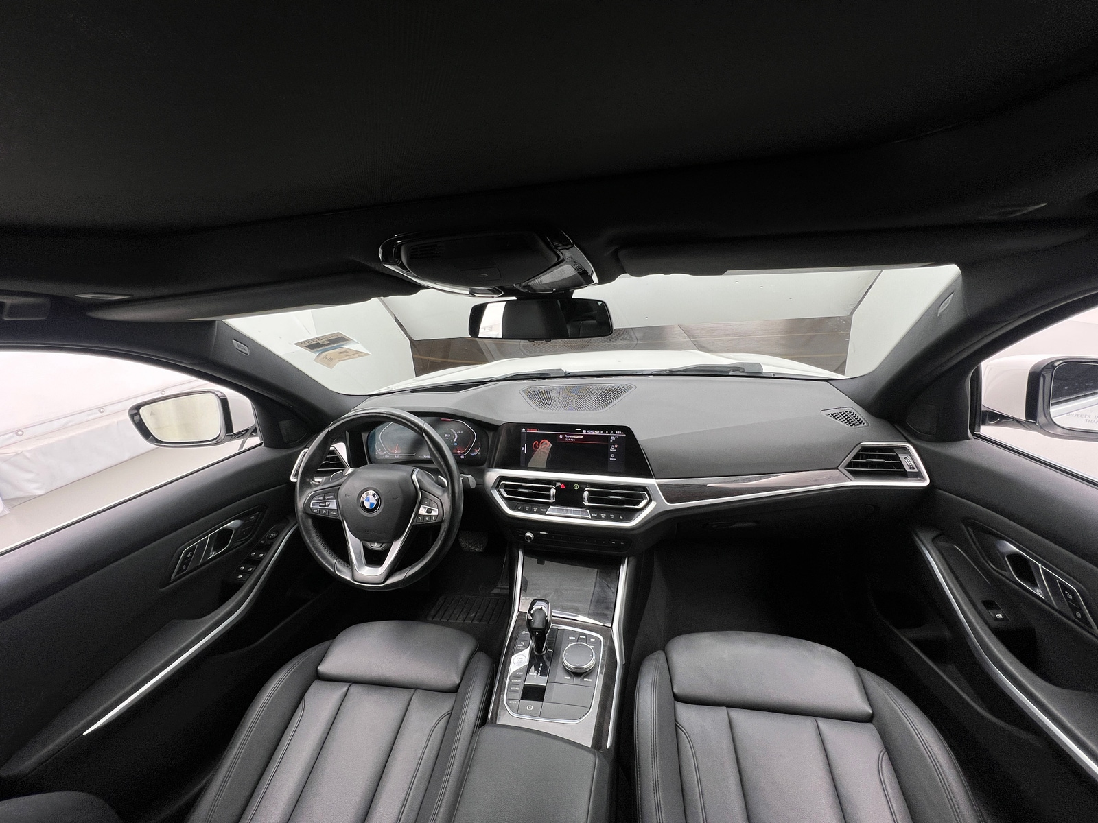 Thumbnail: 2019 BMW 3 Series - 2