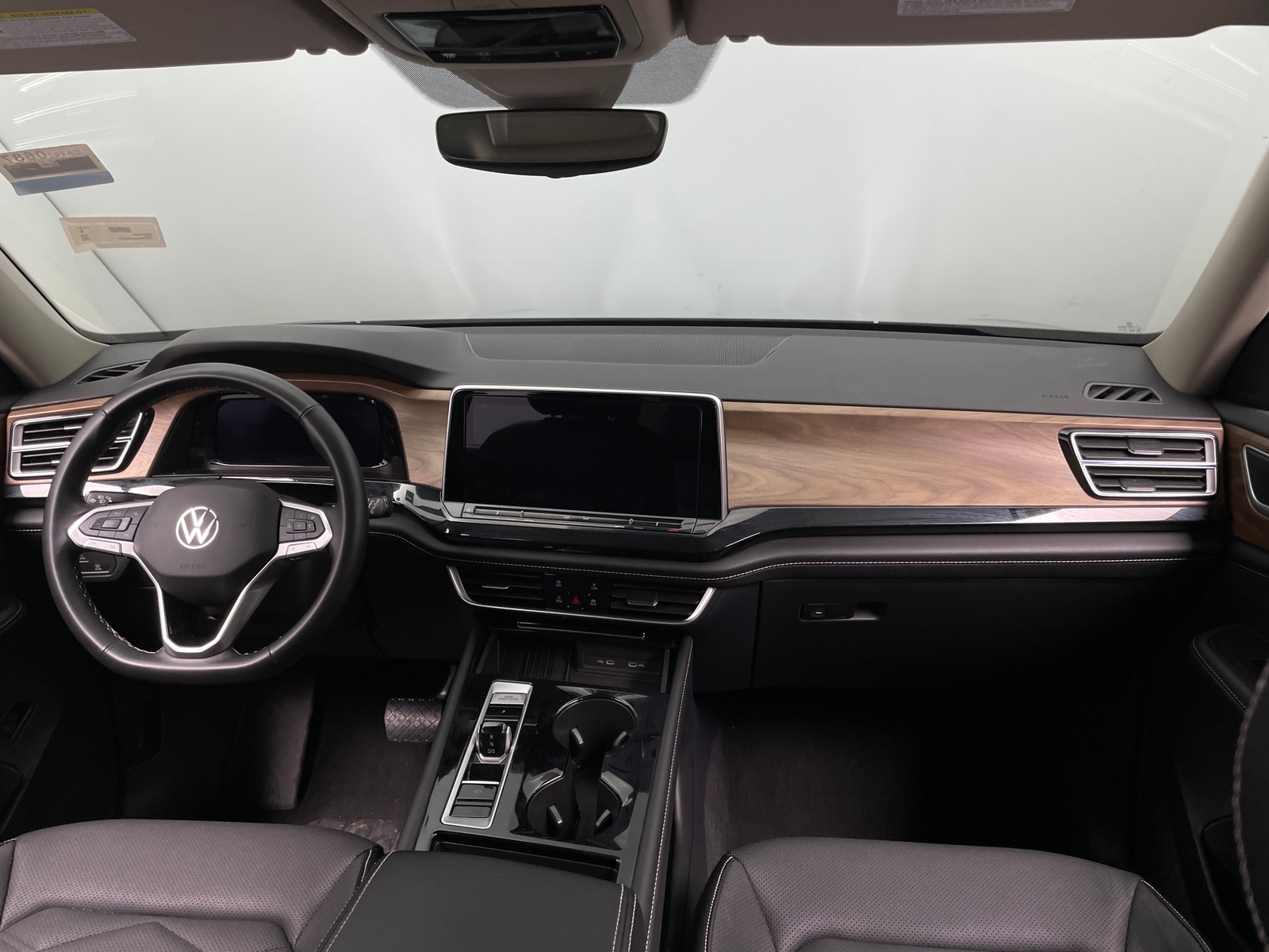 Thumbnail: 2025 Volkswagen Atlas - 2