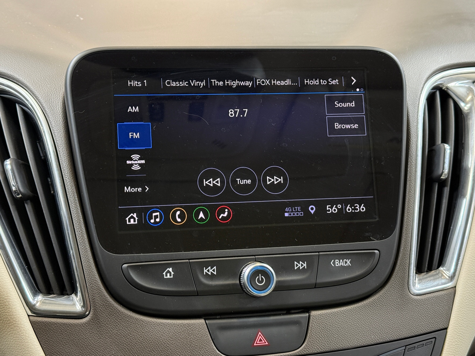 Thumbnail: 2019 Chevrolet Malibu - 3