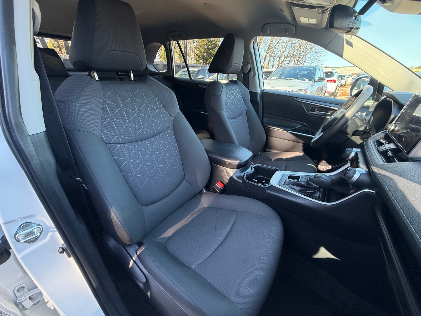 Thumbnail: 2024 Toyota RAV4 - 2