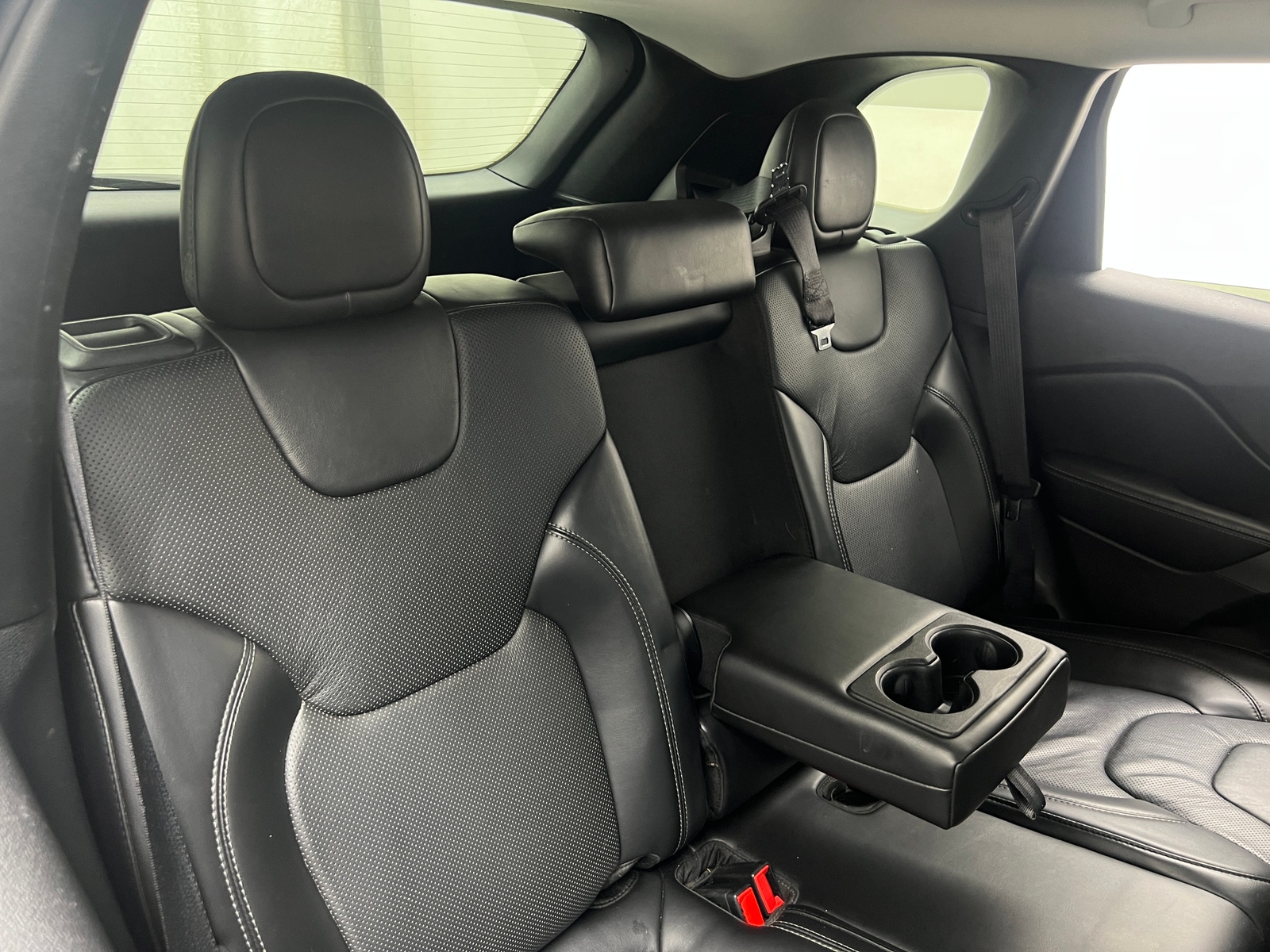 Thumbnail: 2020 Jeep Cherokee - 5