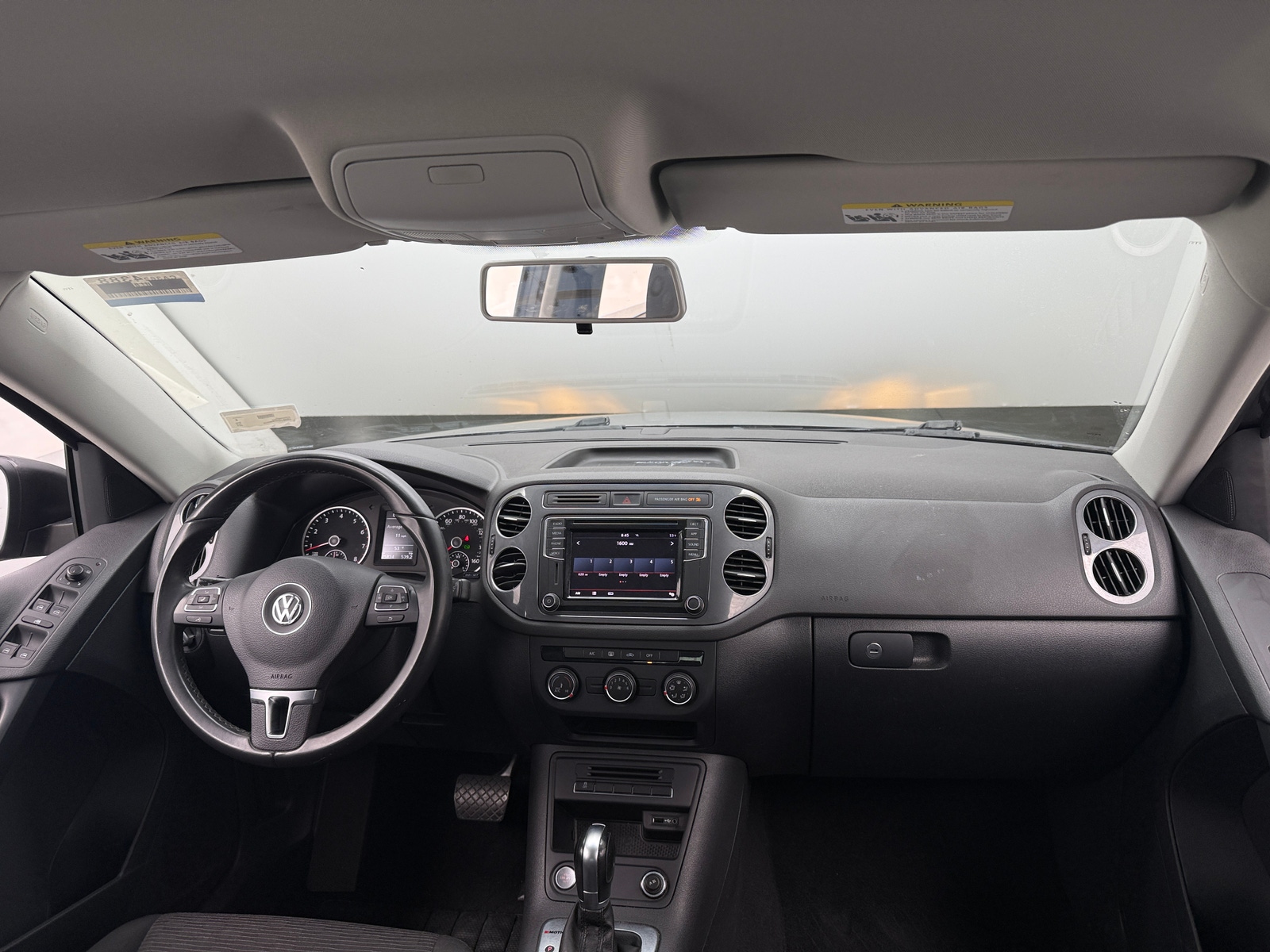 Thumbnail: 2018 Volkswagen Tiguan - 3