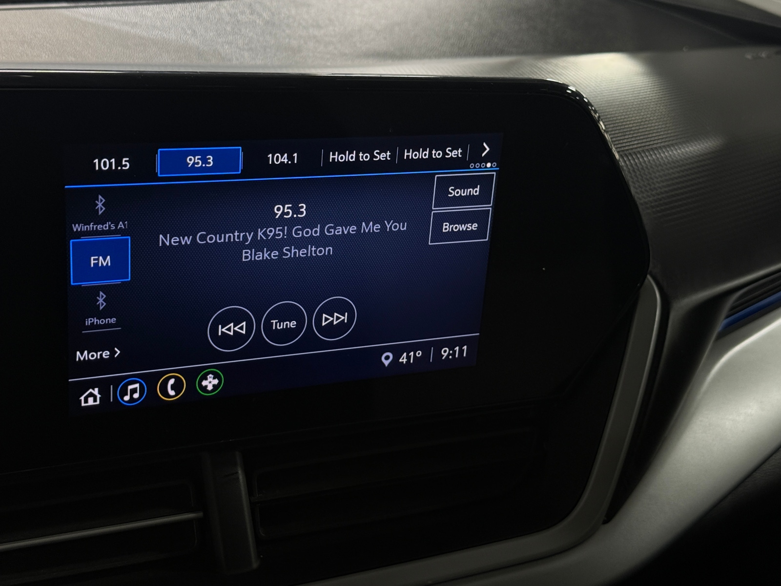 Thumbnail: 2025 Chevrolet Trax - 4