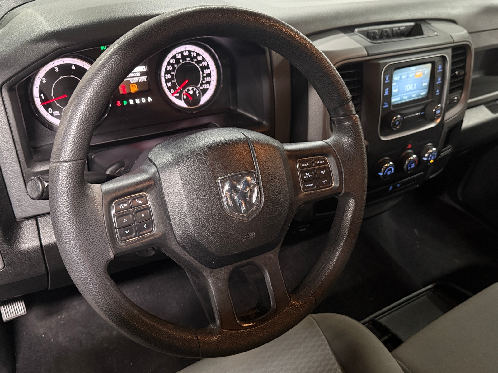 Thumbnail: 2019 RAM 1500 Classic - 5