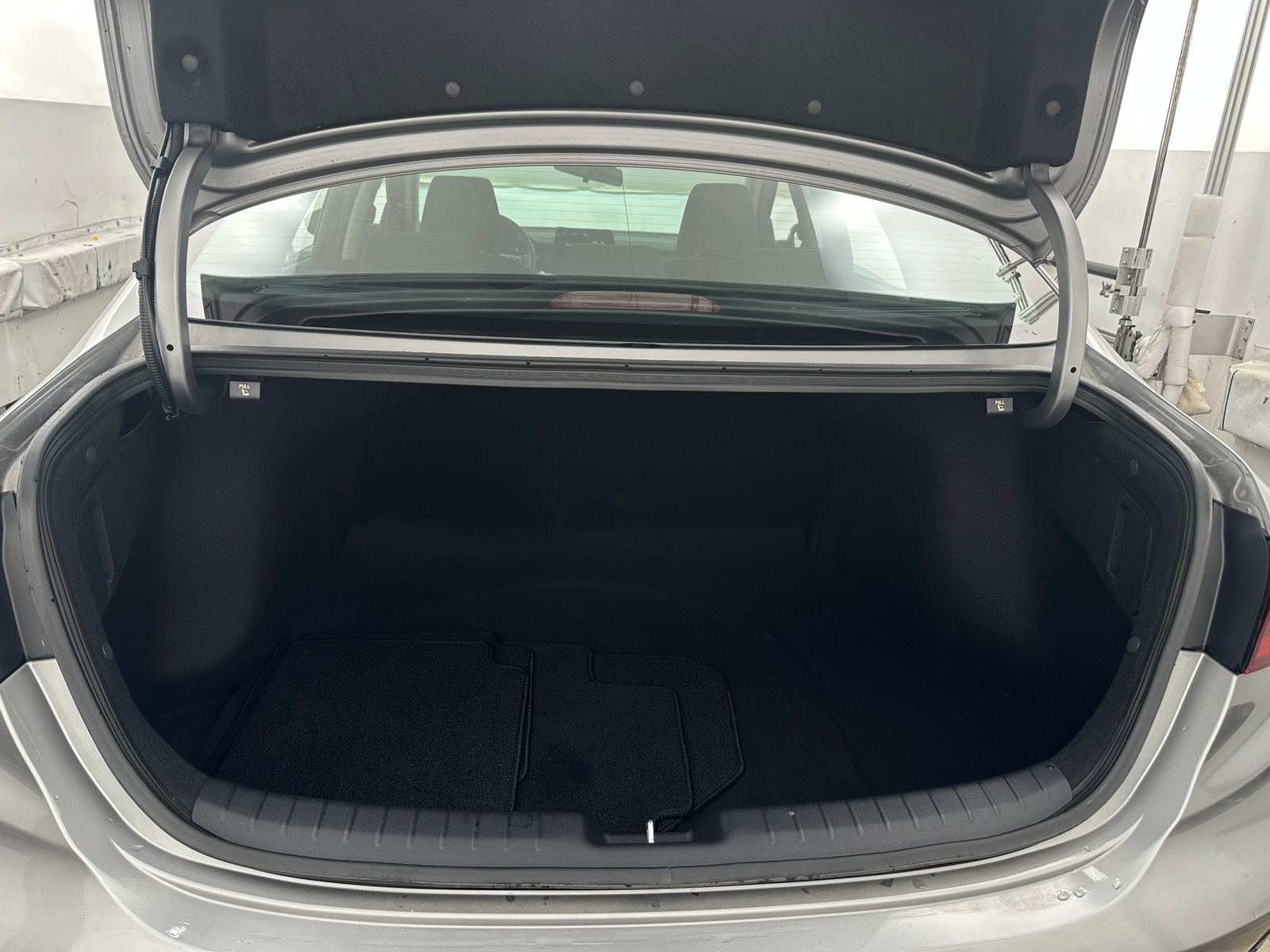 Thumbnail: 2024 Kia Forte - 7