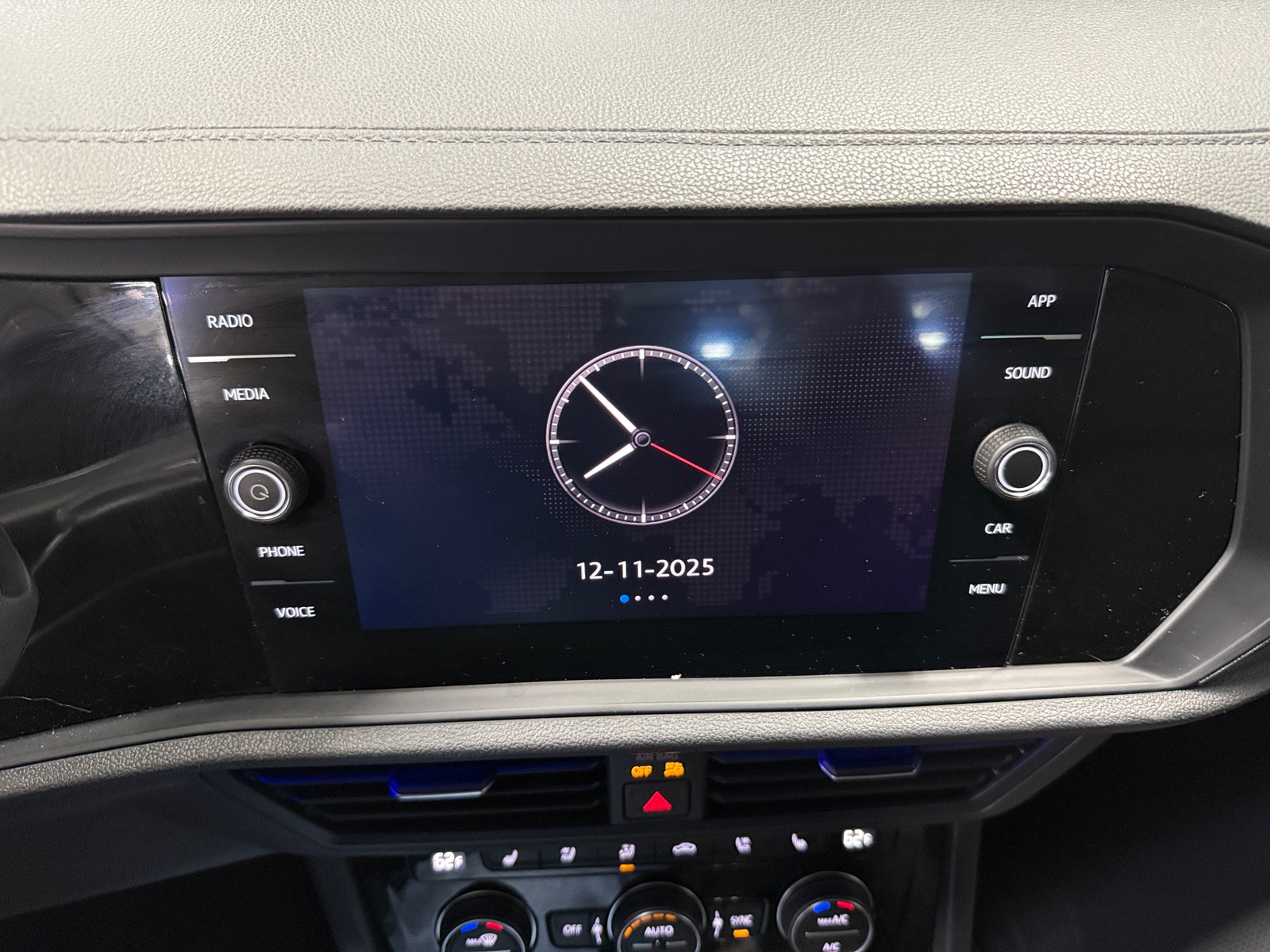 Thumbnail: 2020 Volkswagen Jetta - 3