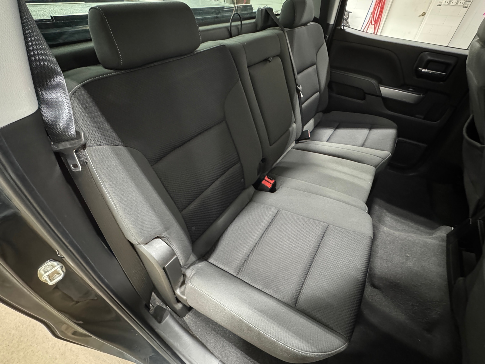 Thumbnail: 2018 Chevrolet Silverado 1500 - 6