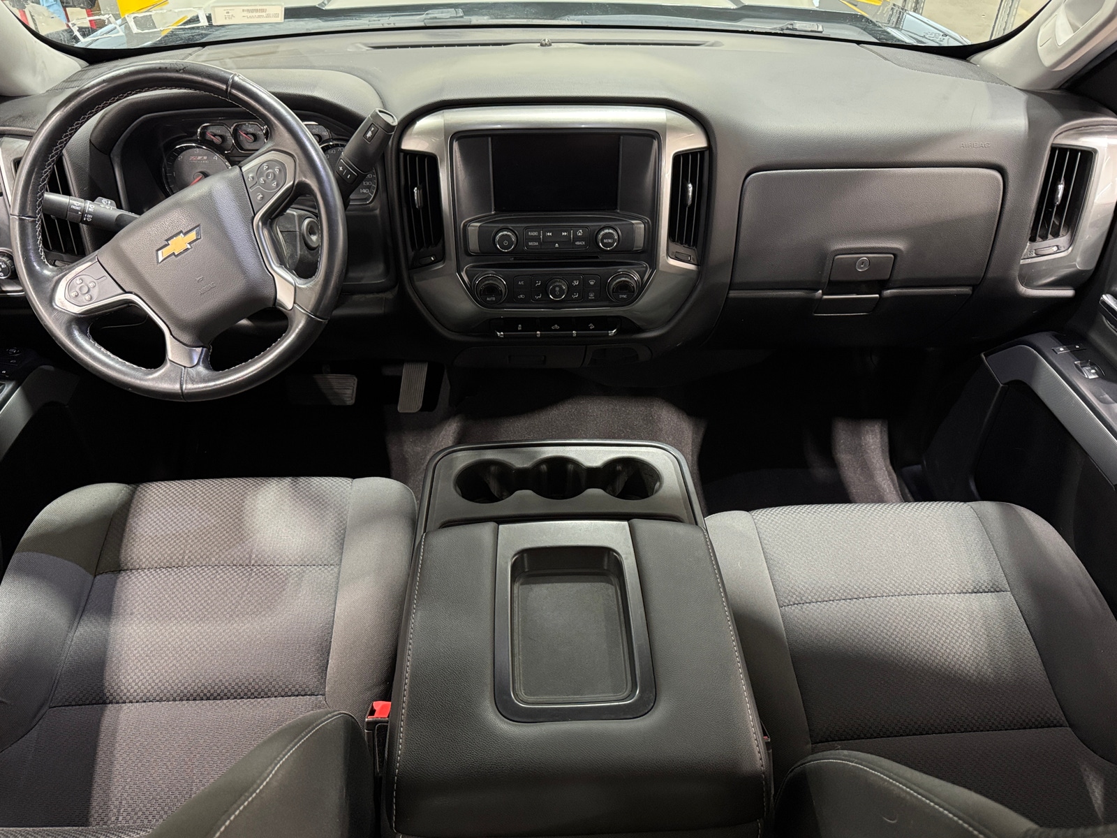 Thumbnail: 2018 Chevrolet Silverado 1500 - 3