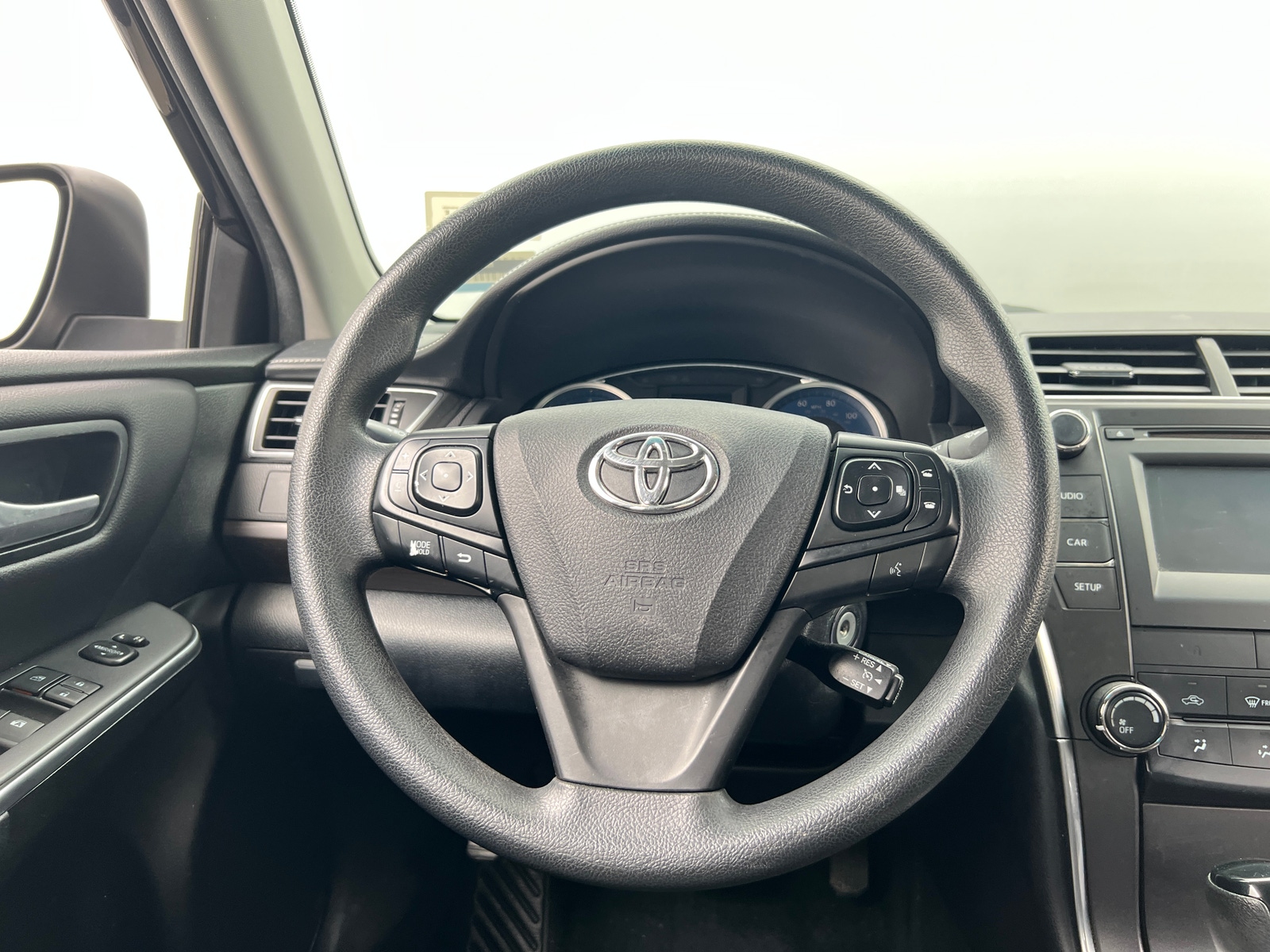 Thumbnail: 2017 Toyota Camry - 5