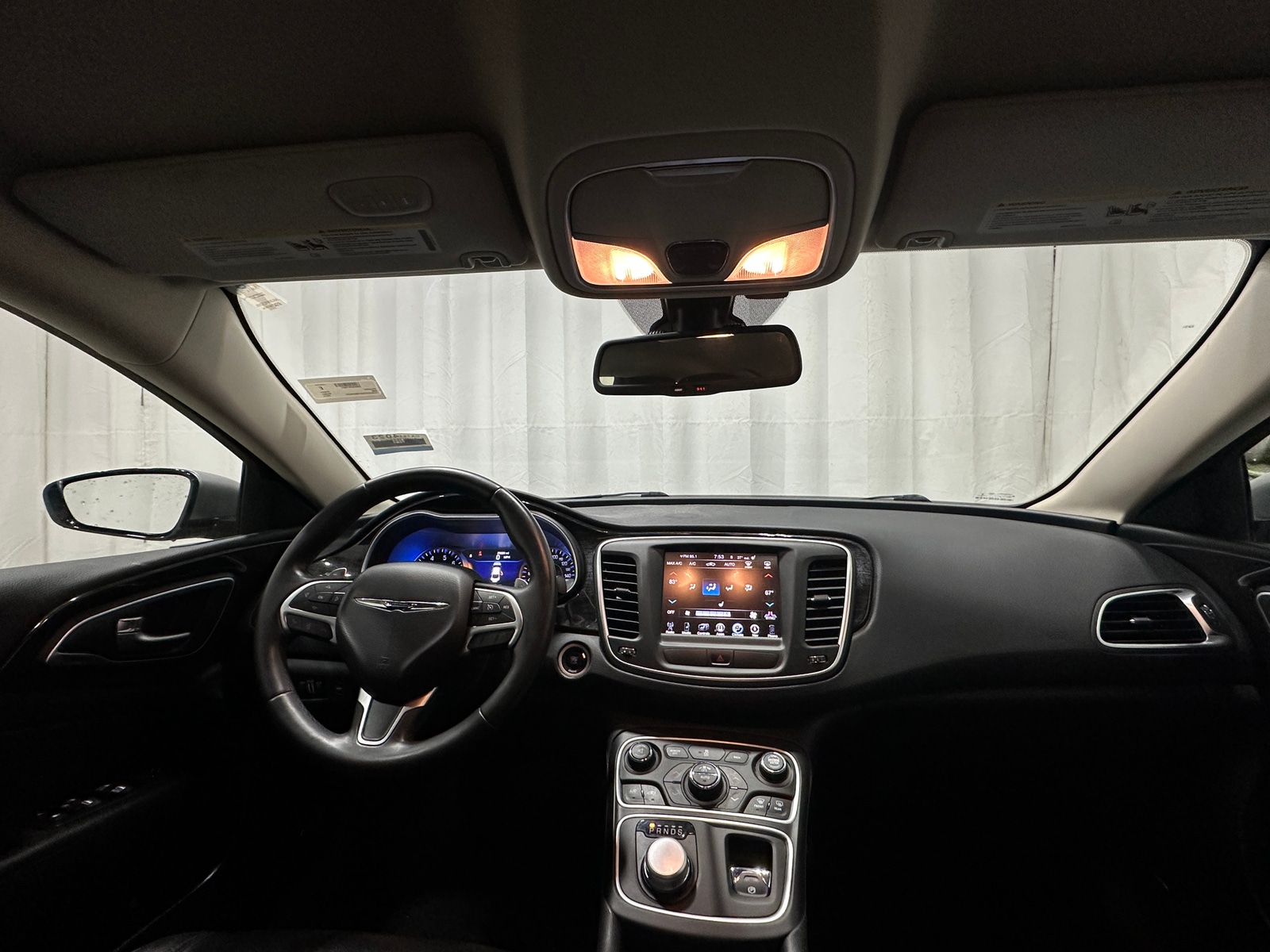 Thumbnail: 2015 Chrysler 200 - 2