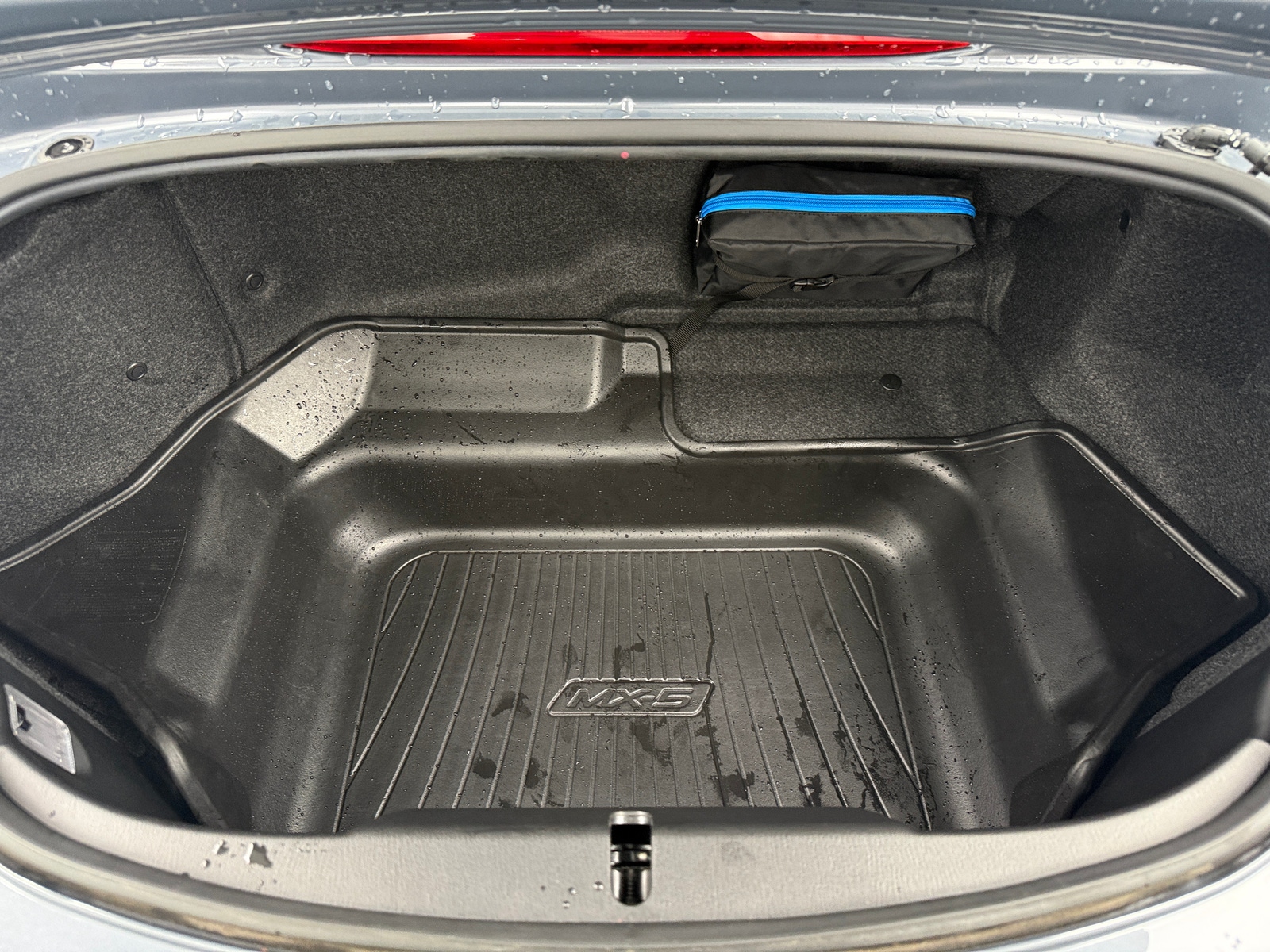 Thumbnail: 2021 Mazda MX-5 Miata - 6