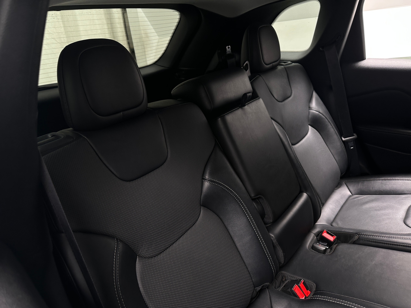 Thumbnail: 2022 Jeep Cherokee - 5