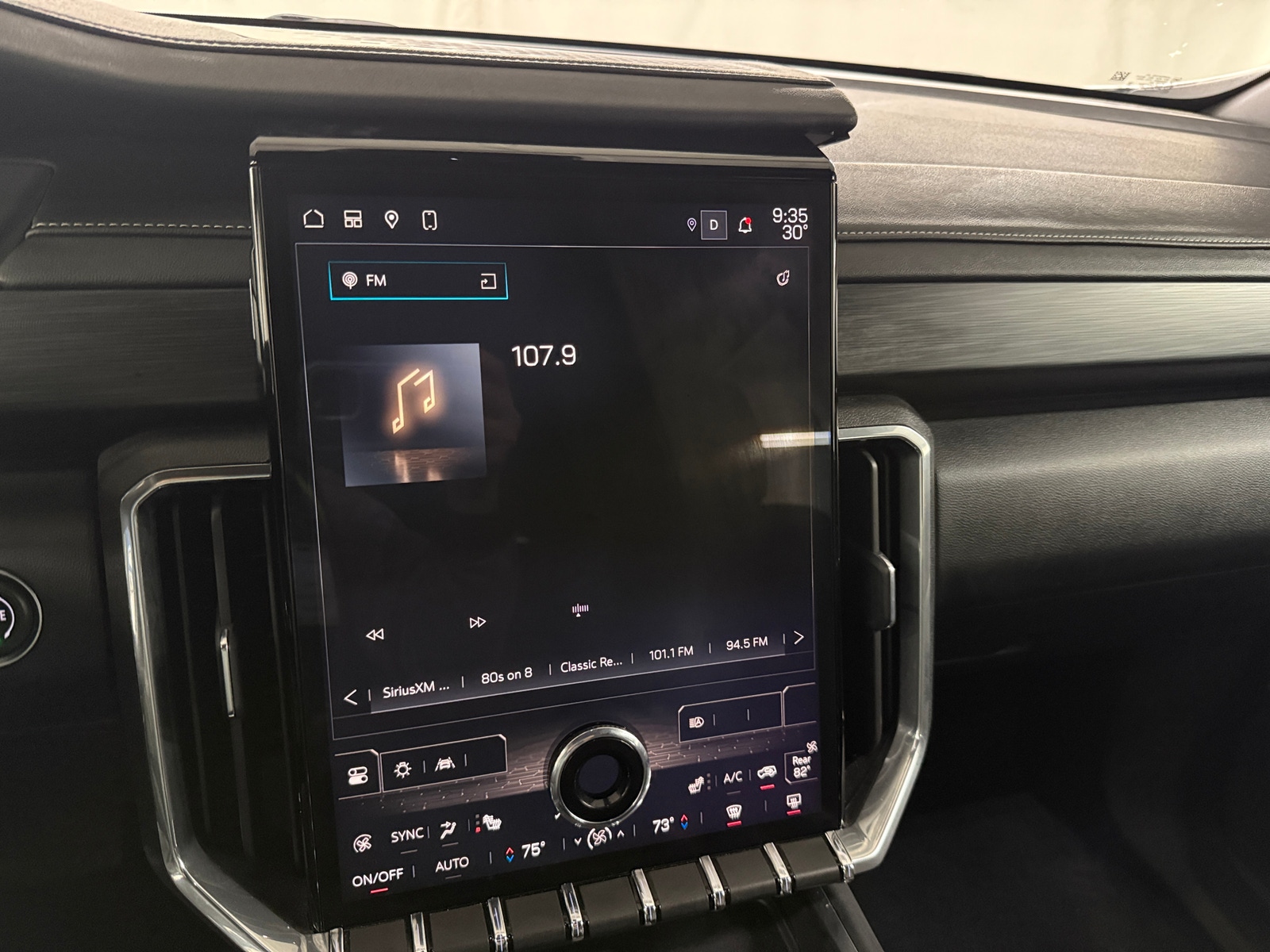 Thumbnail: 2025 GMC Acadia - 4