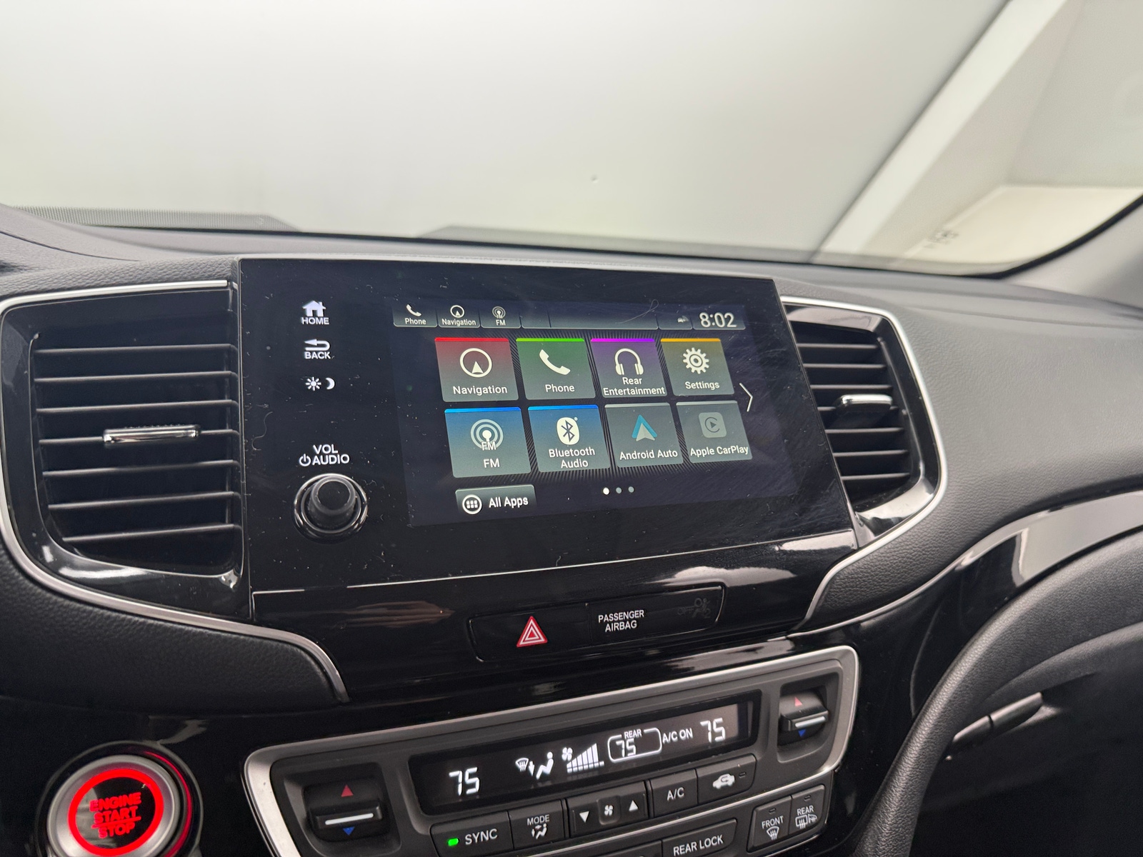 Thumbnail: 2019 Honda Pilot - 3