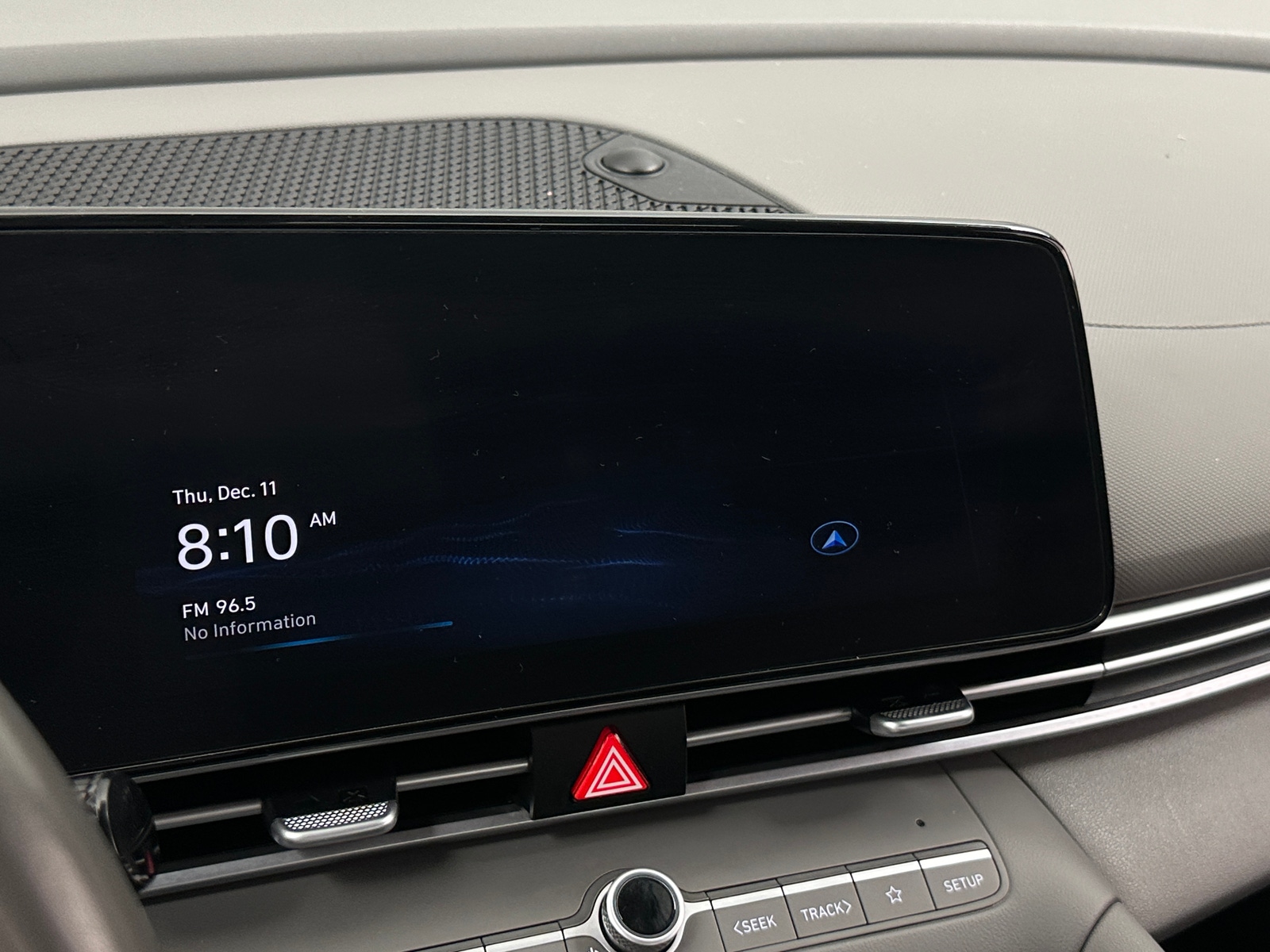 Thumbnail: 2023 Hyundai Elantra - 4