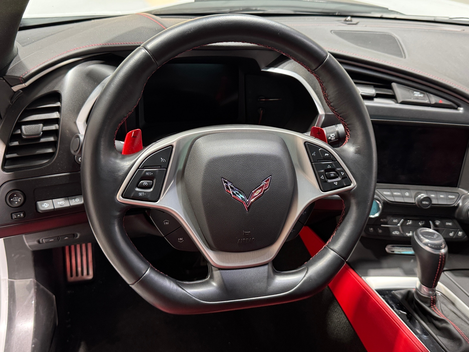 Thumbnail: 2017 Chevrolet Corvette - 3