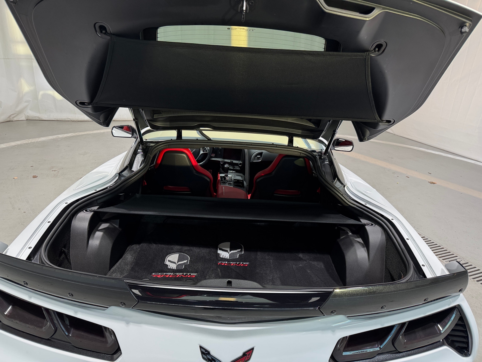 Thumbnail: 2017 Chevrolet Corvette - 4