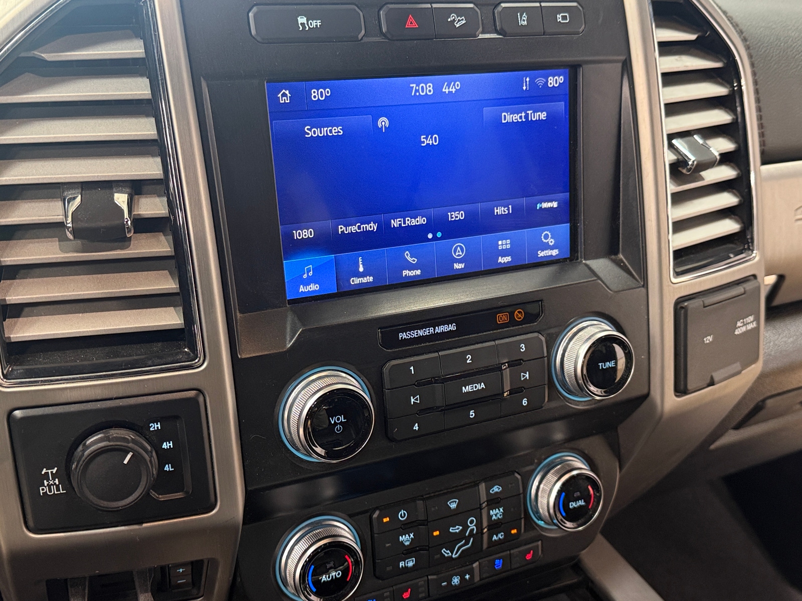 Thumbnail: 2020 Ford Econoline - 3