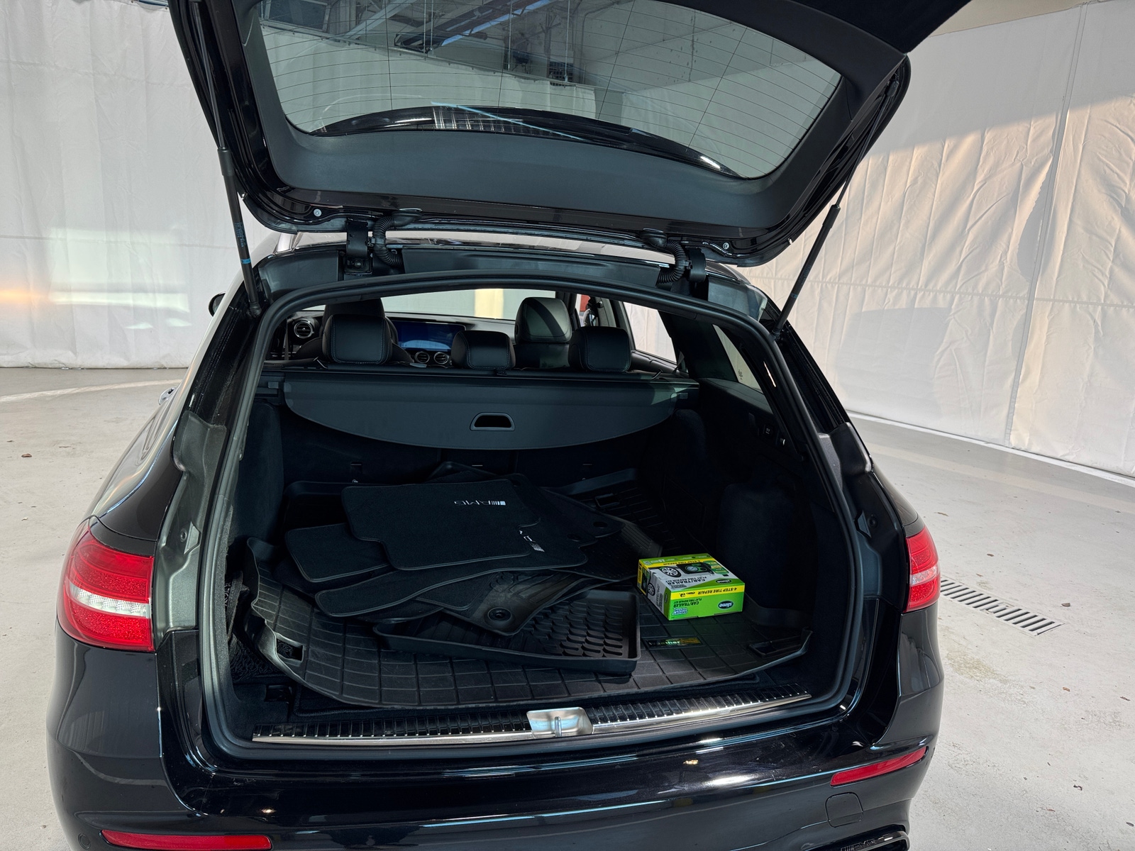 Thumbnail: 2019 Mercedes-Benz E-Class - 6