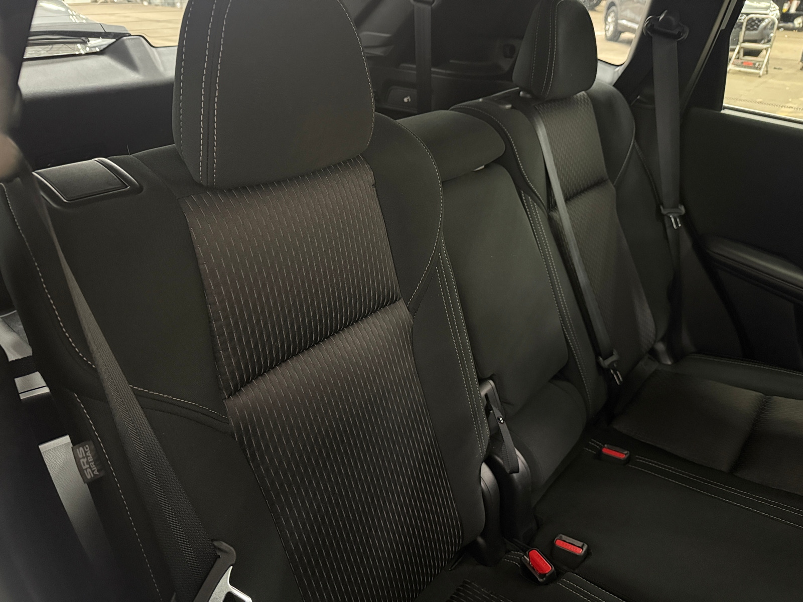 Thumbnail: 2025 Mitsubishi Outlander - 6