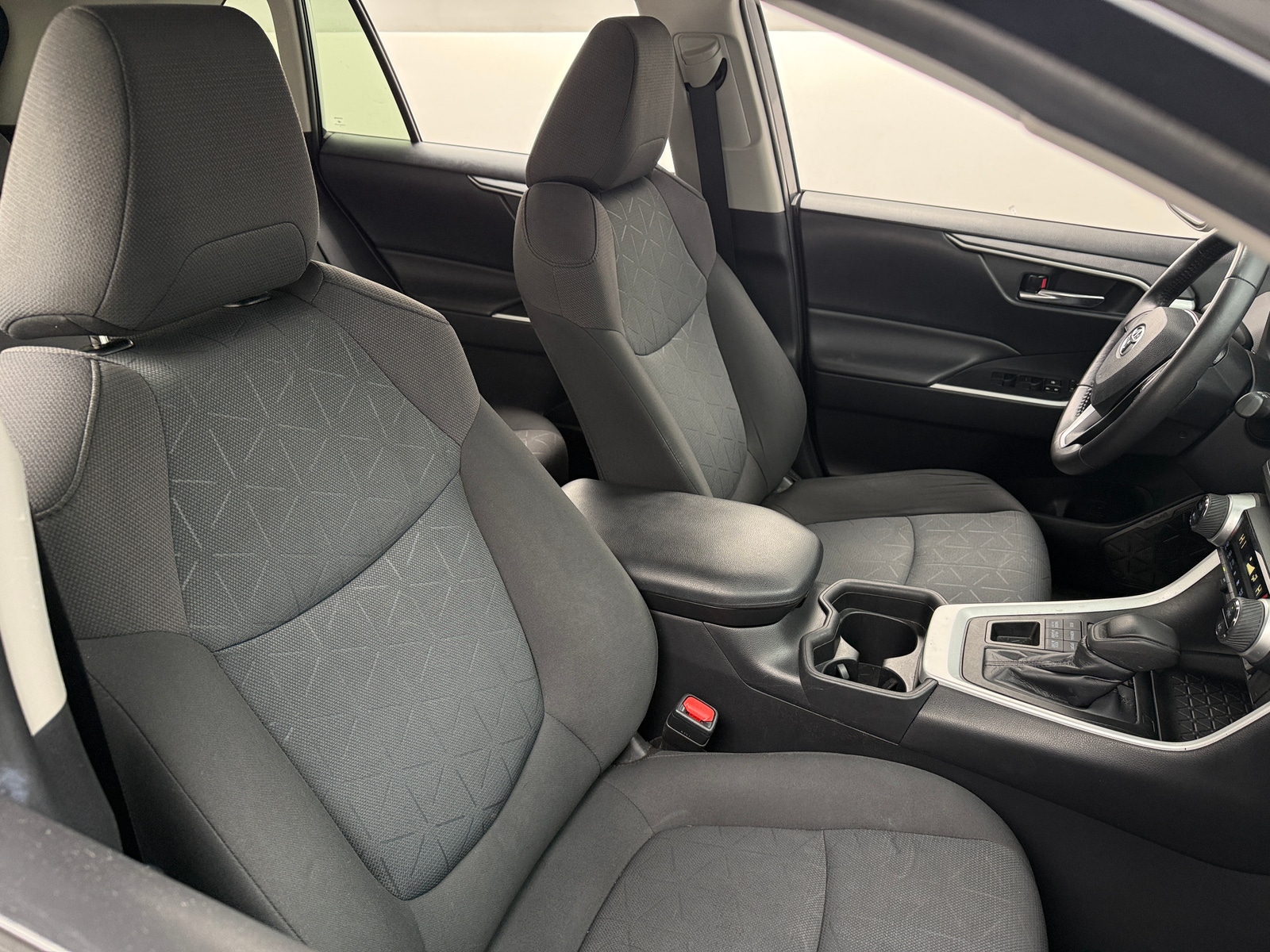 Thumbnail: 2019 Toyota RAV4 - 2