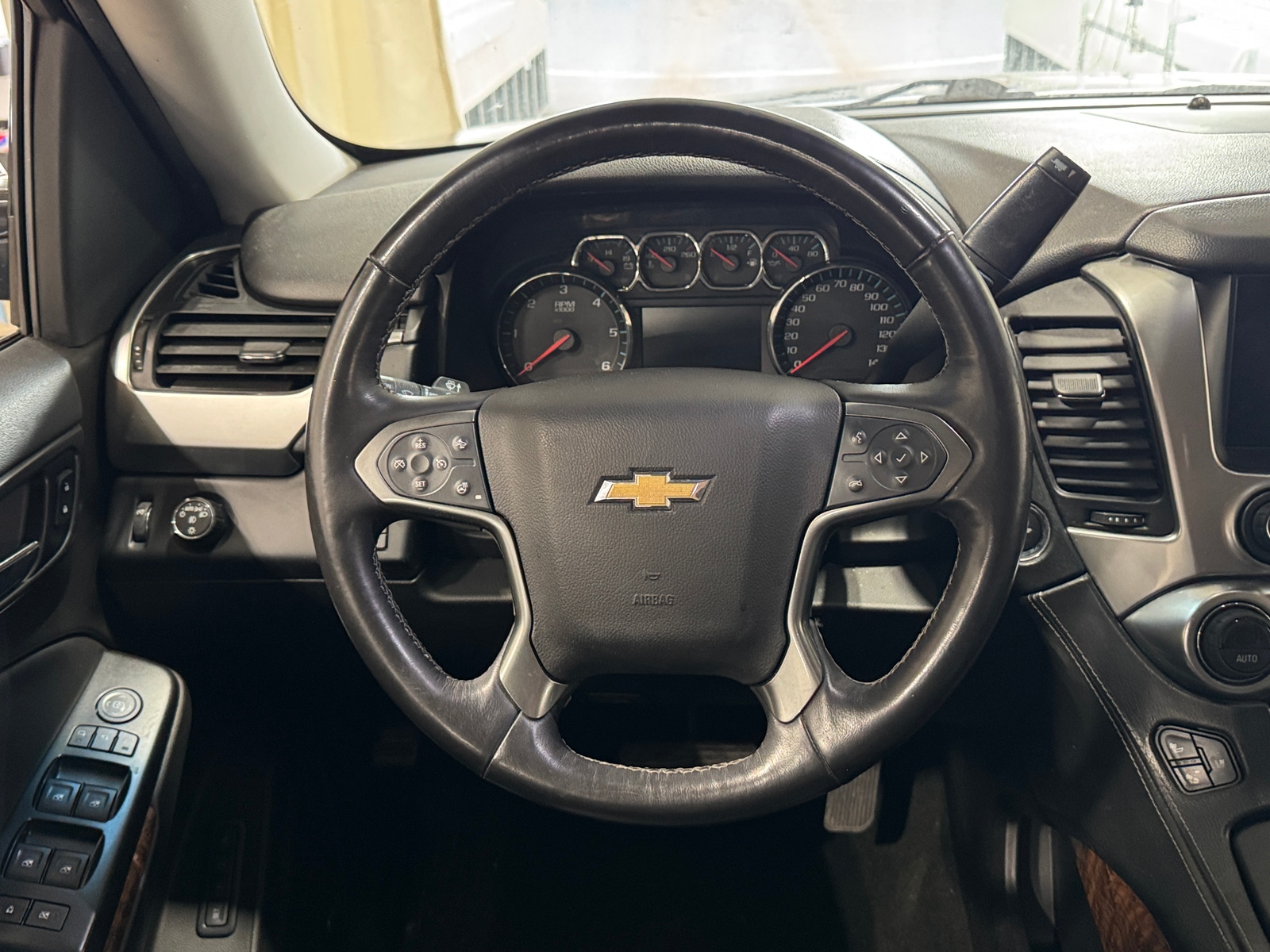 Thumbnail: 2017 Chevrolet Tahoe - 5