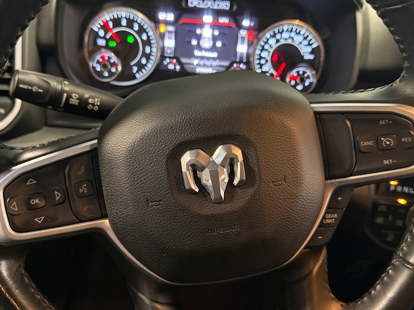 Thumbnail: 2022 RAM 1500 - 5