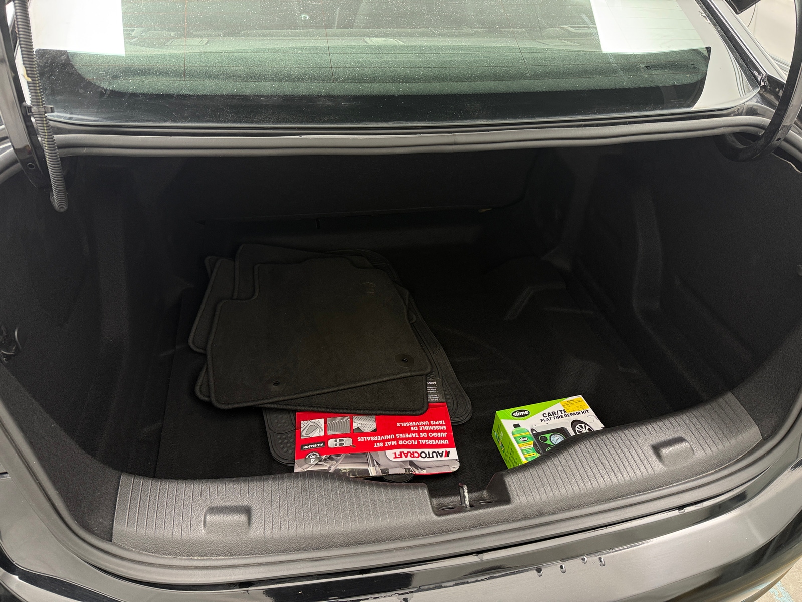 Thumbnail: 2018 Chevrolet Cruze - 6