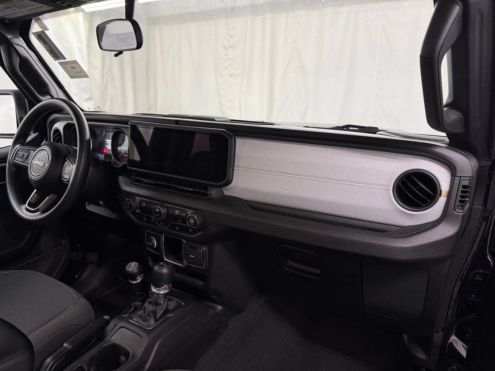 Thumbnail: 2024 Jeep Wrangler - 3