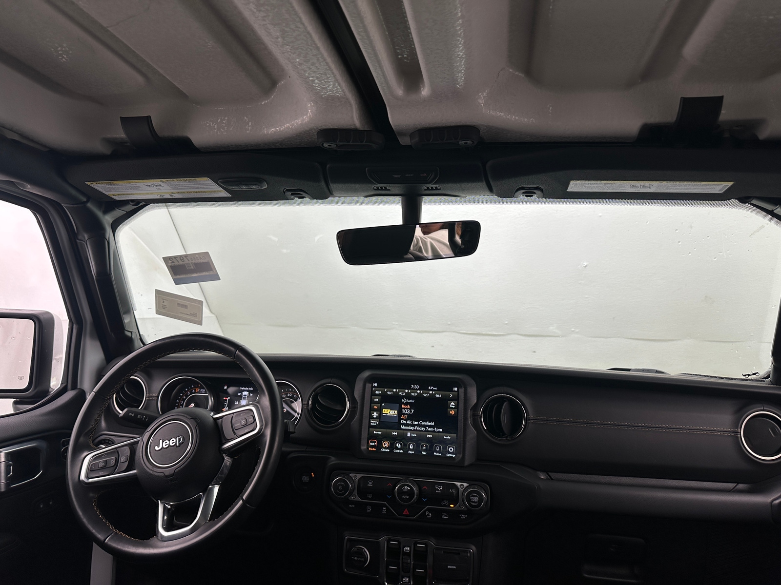 Thumbnail: 2021 Jeep Gladiator - 2