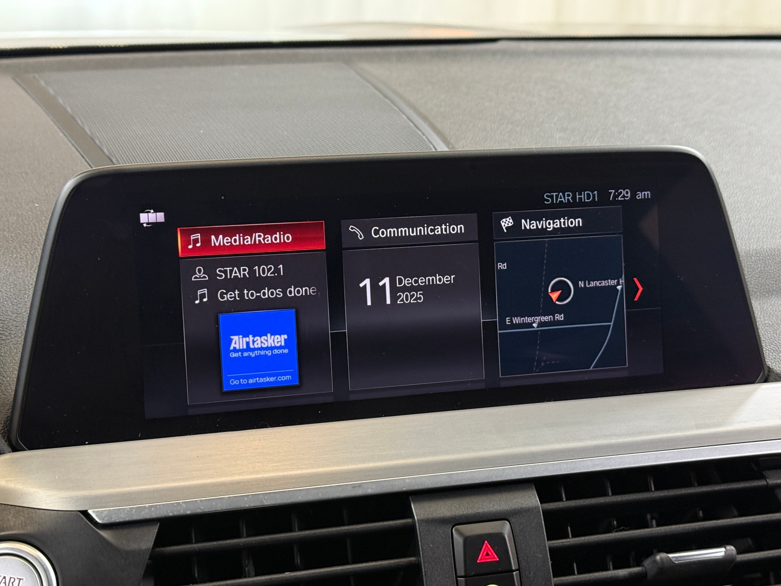 Thumbnail: 2021 BMW X3 - 3