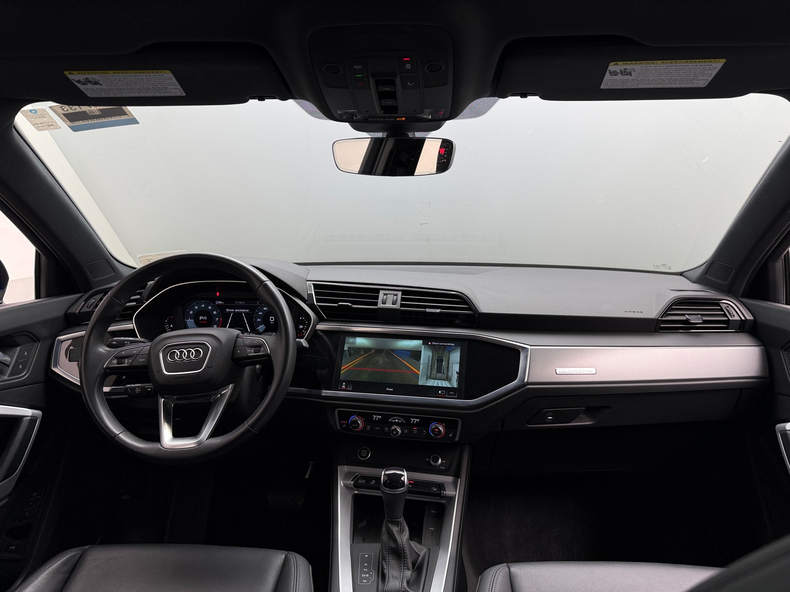 Thumbnail: 2023 Audi Q3 - 2