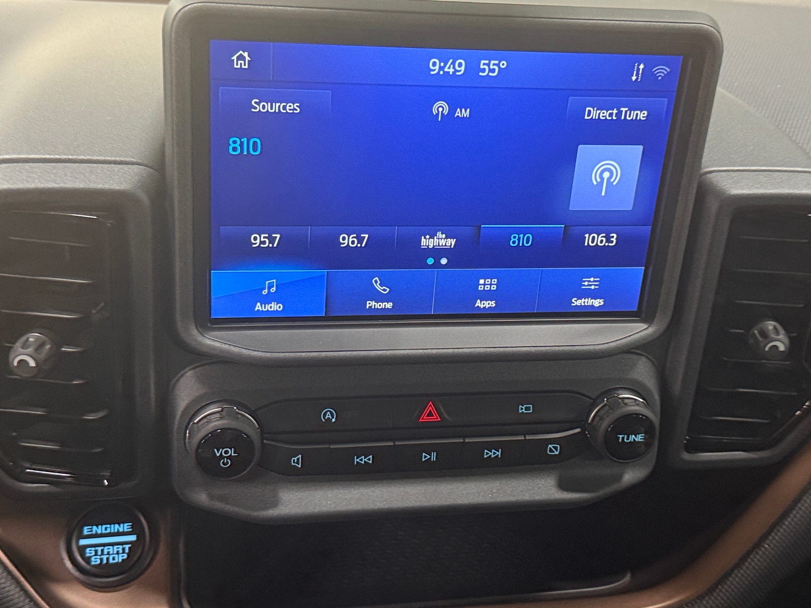 Thumbnail: 2023 Ford Bronco Sport - 4