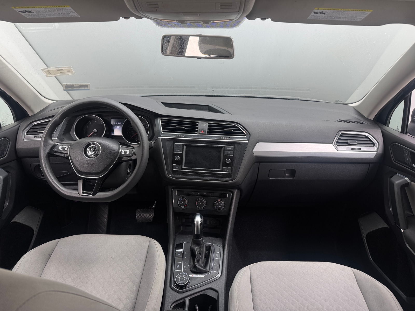 Thumbnail: 2018 Volkswagen Tiguan - 3