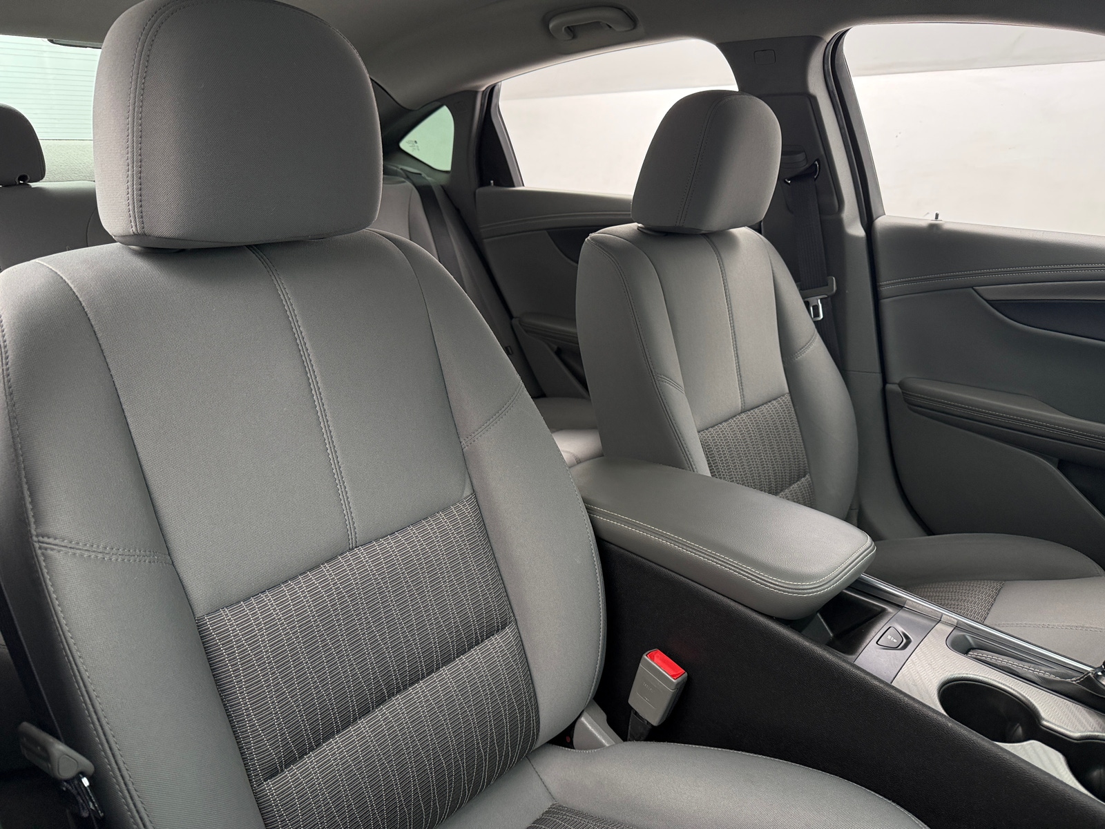 Thumbnail: 2016 Chevrolet Impala - 2