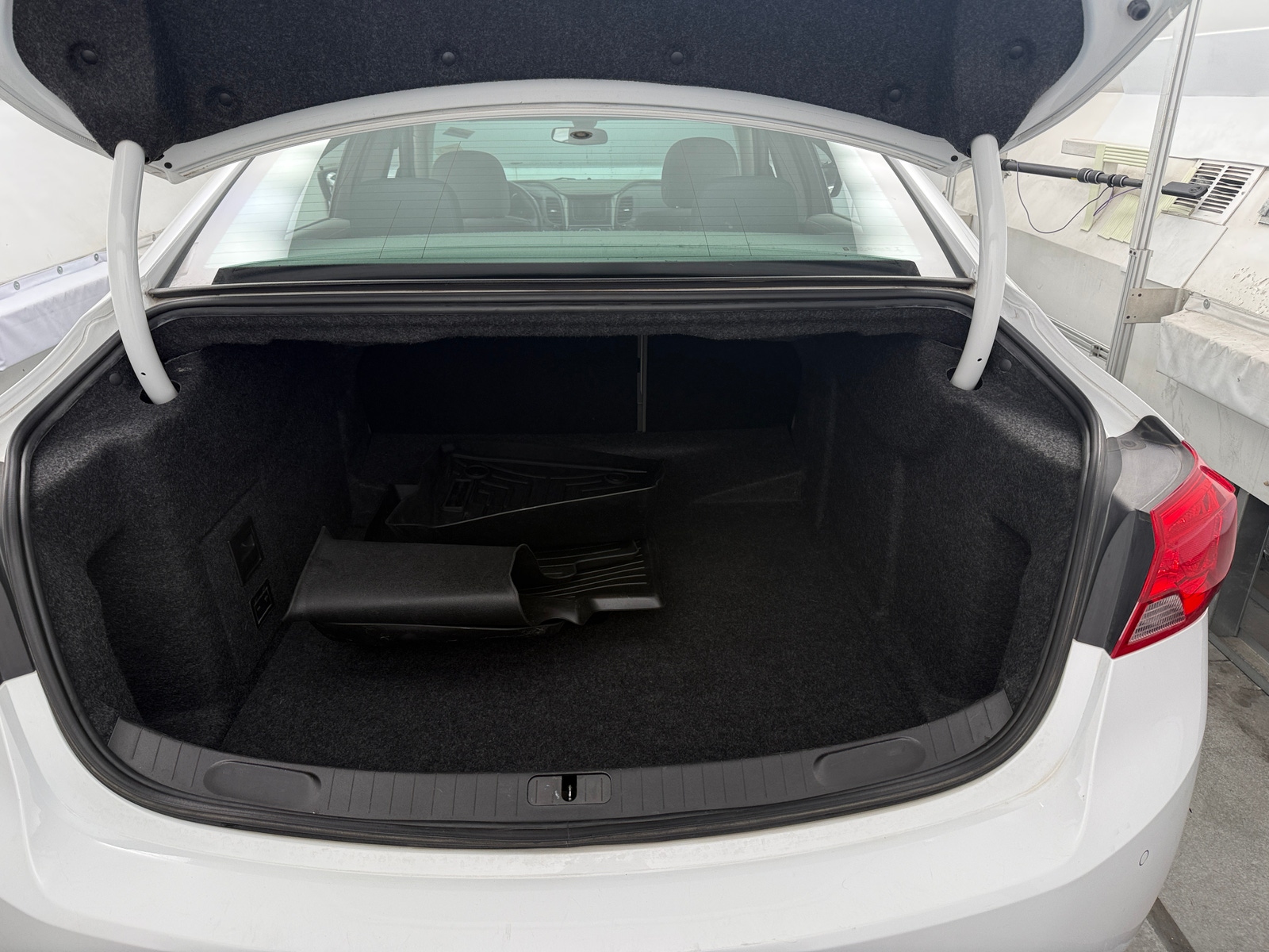 Thumbnail: 2016 Chevrolet Impala - 7