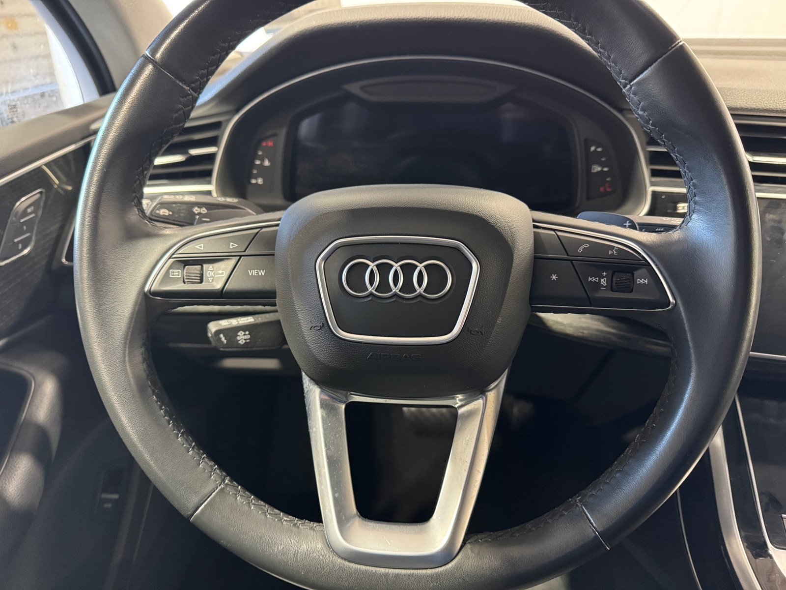 Thumbnail: 2022 Audi Q7 - 4