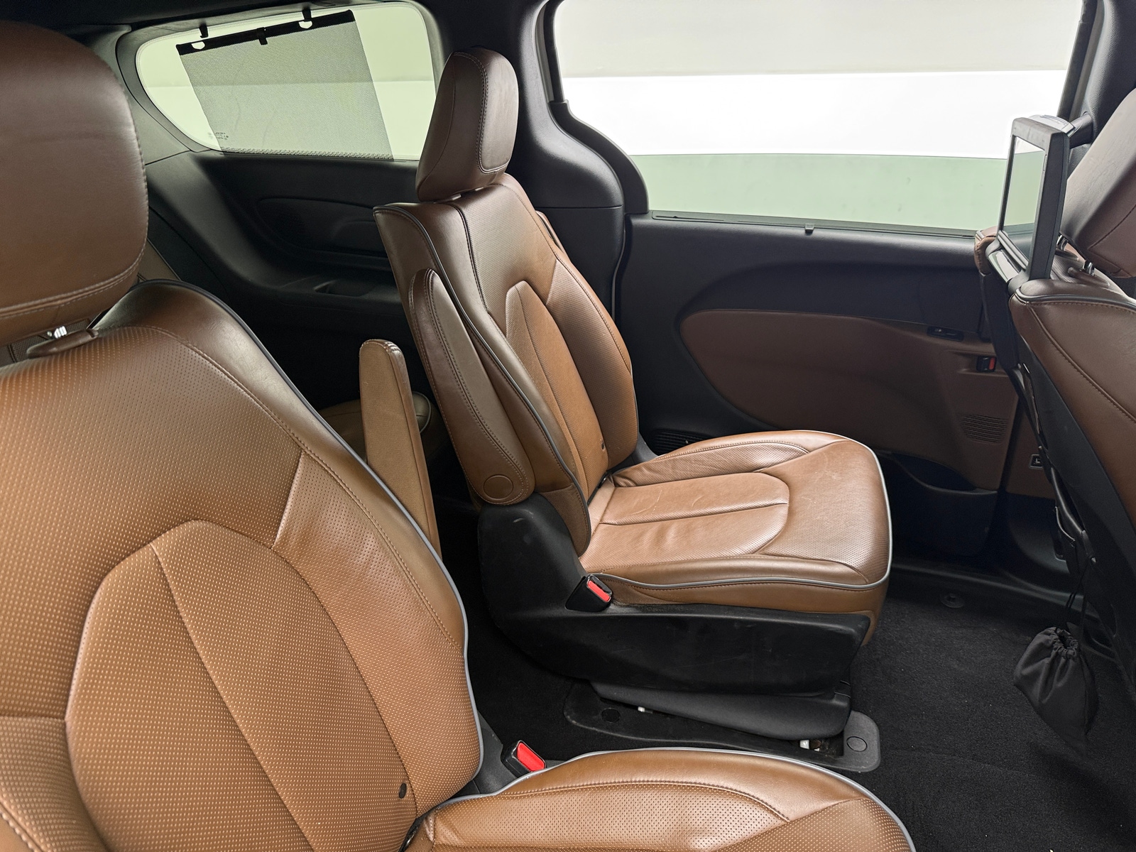 Thumbnail: 2020 Chrysler Pacifica - 5