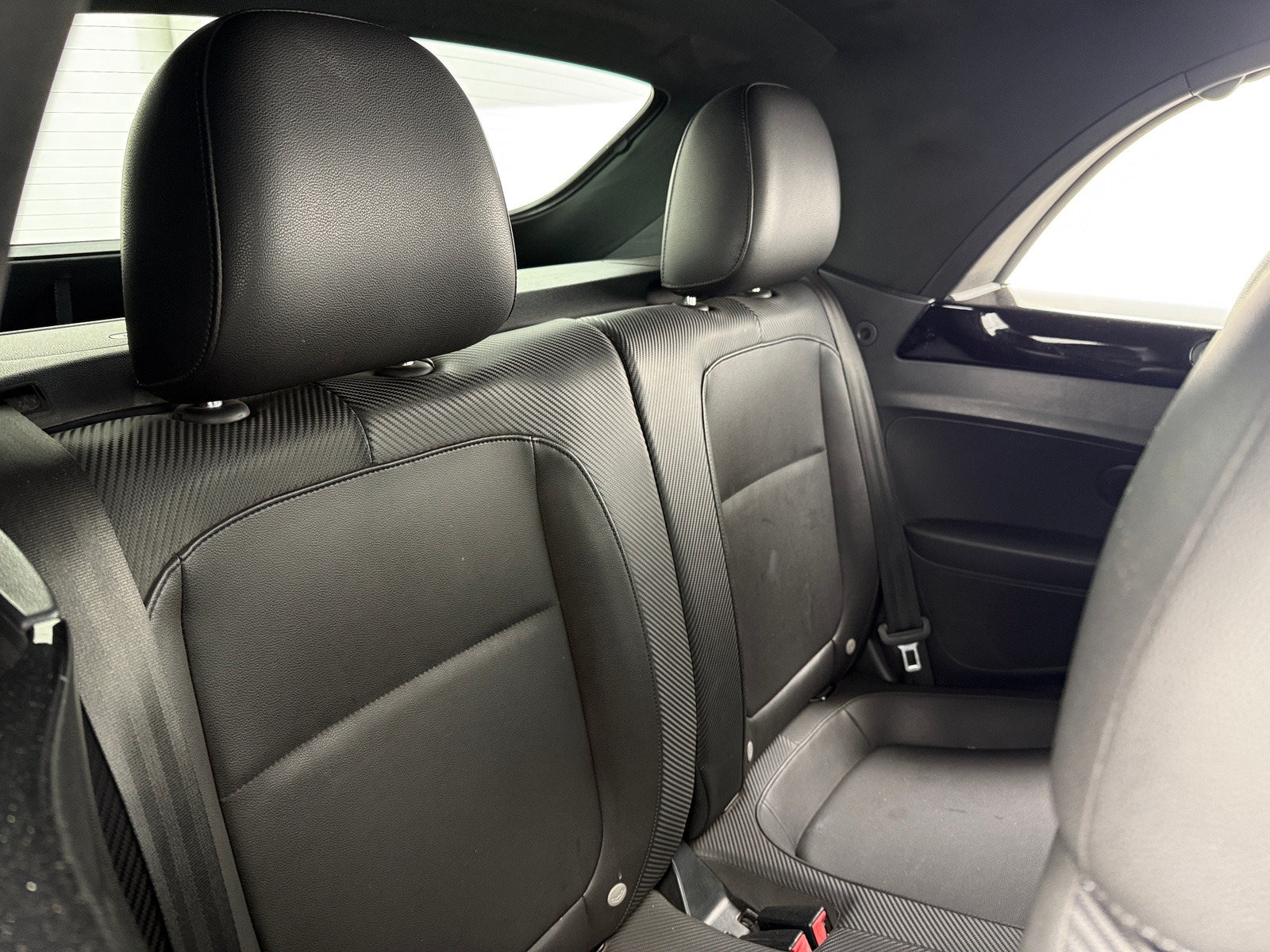 Thumbnail: 2017 Volkswagen Beetle - 6