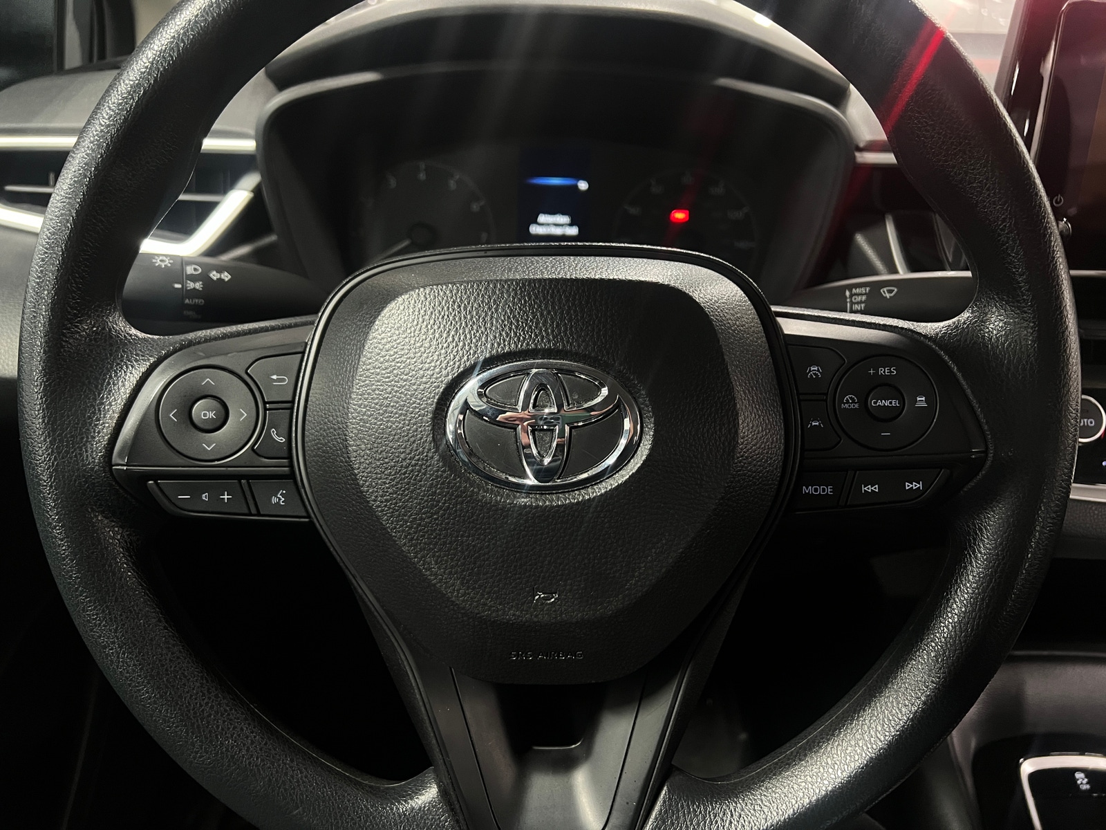 Thumbnail: 2025 Toyota Corolla - 5