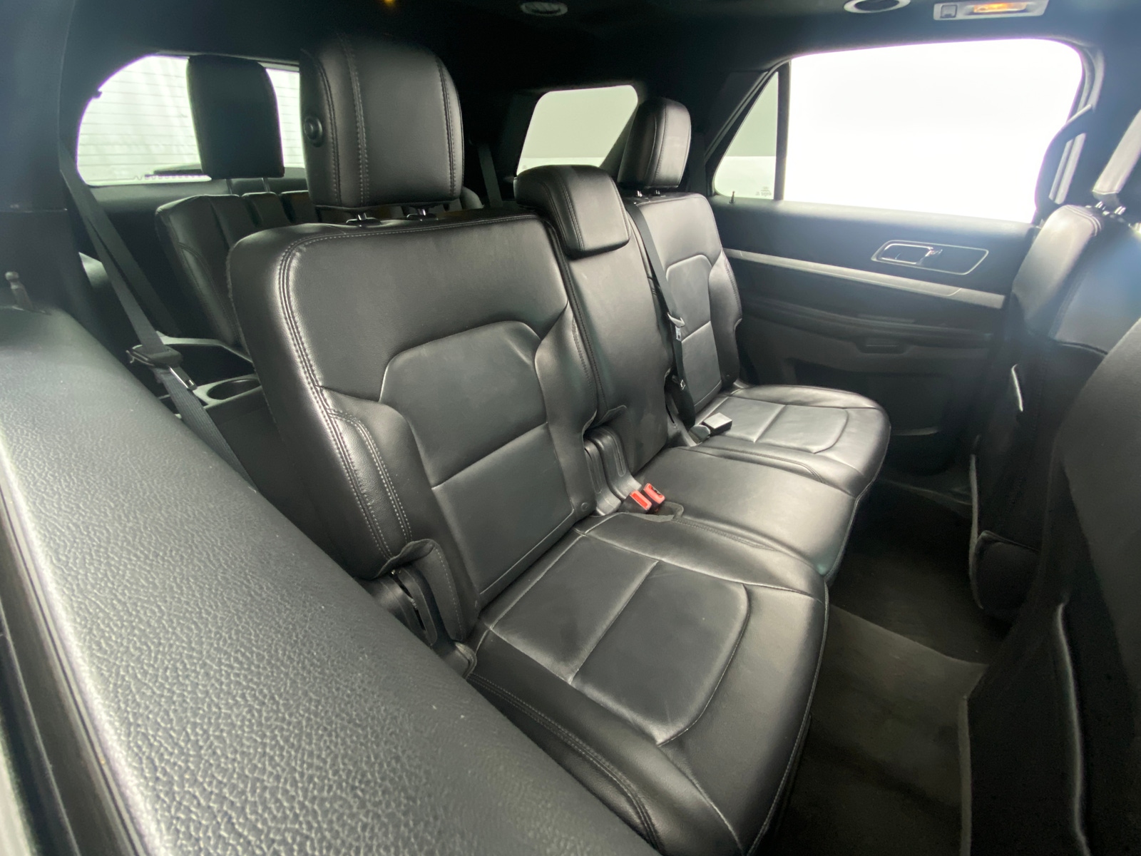 Thumbnail: 2017 Ford Explorer - 5