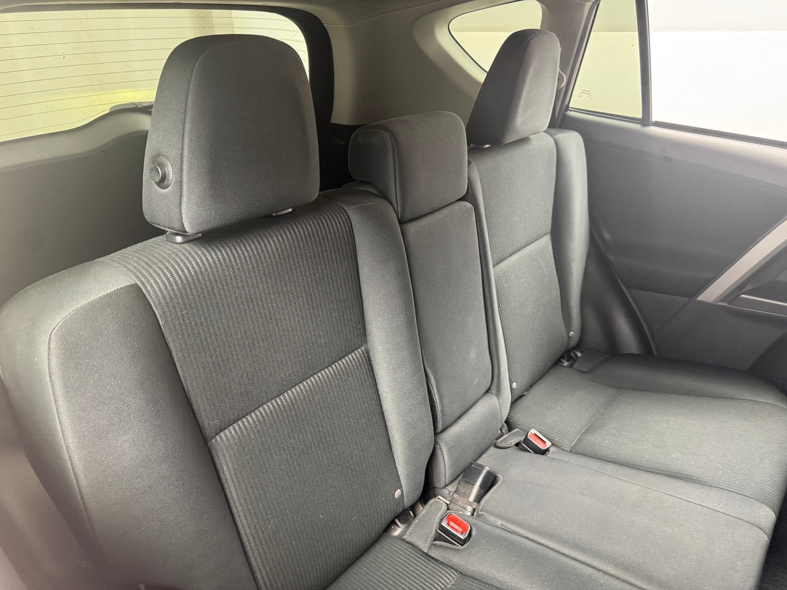 Thumbnail: 2018 Toyota RAV4 - 6