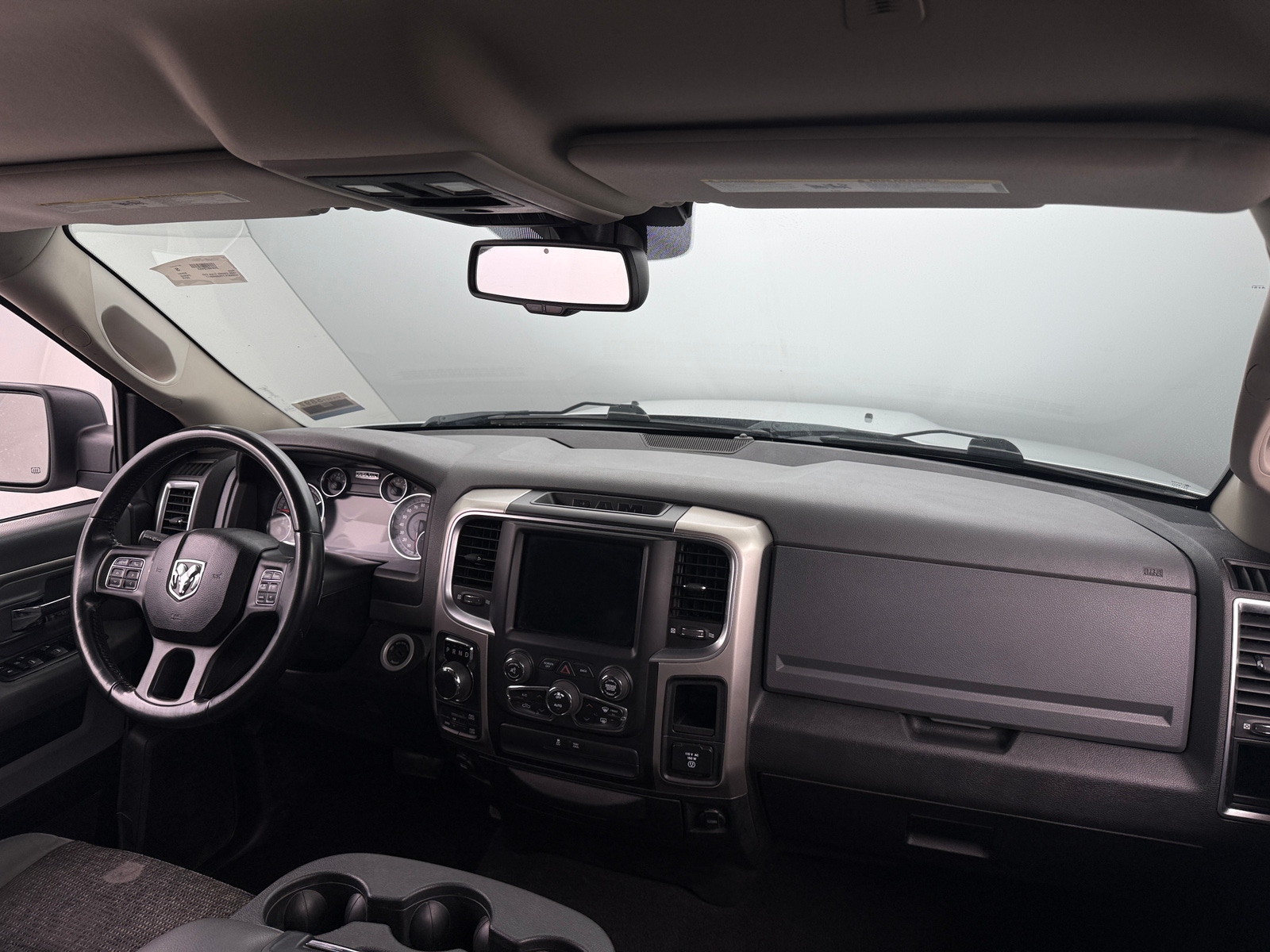 Thumbnail: 2019 RAM 1500 Classic - 3