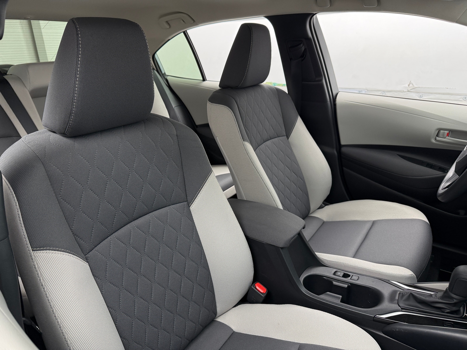 Thumbnail: 2025 Toyota Corolla - 2